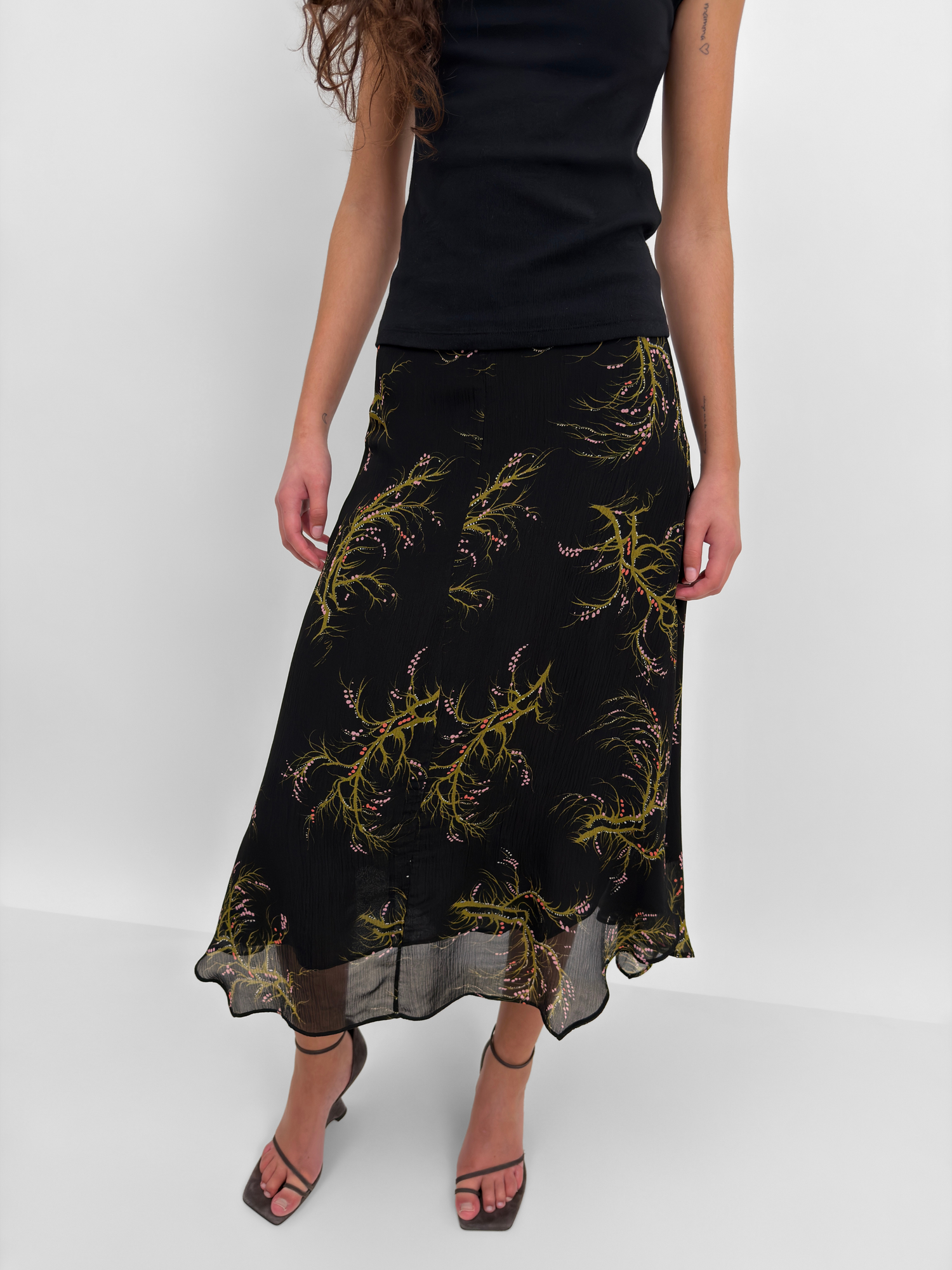 The Amalia fluid skirt in Seaweed
