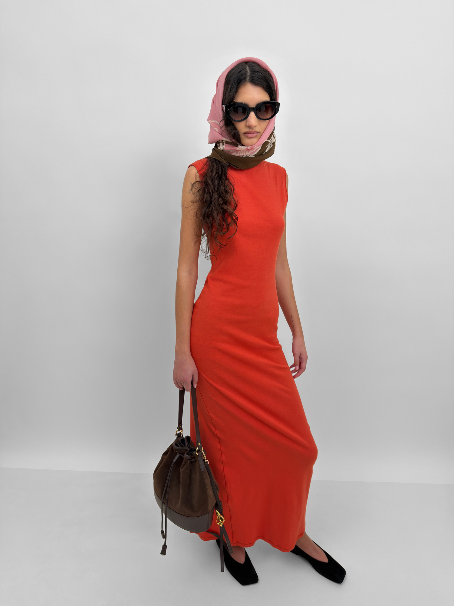 The silk scarf in French Lily