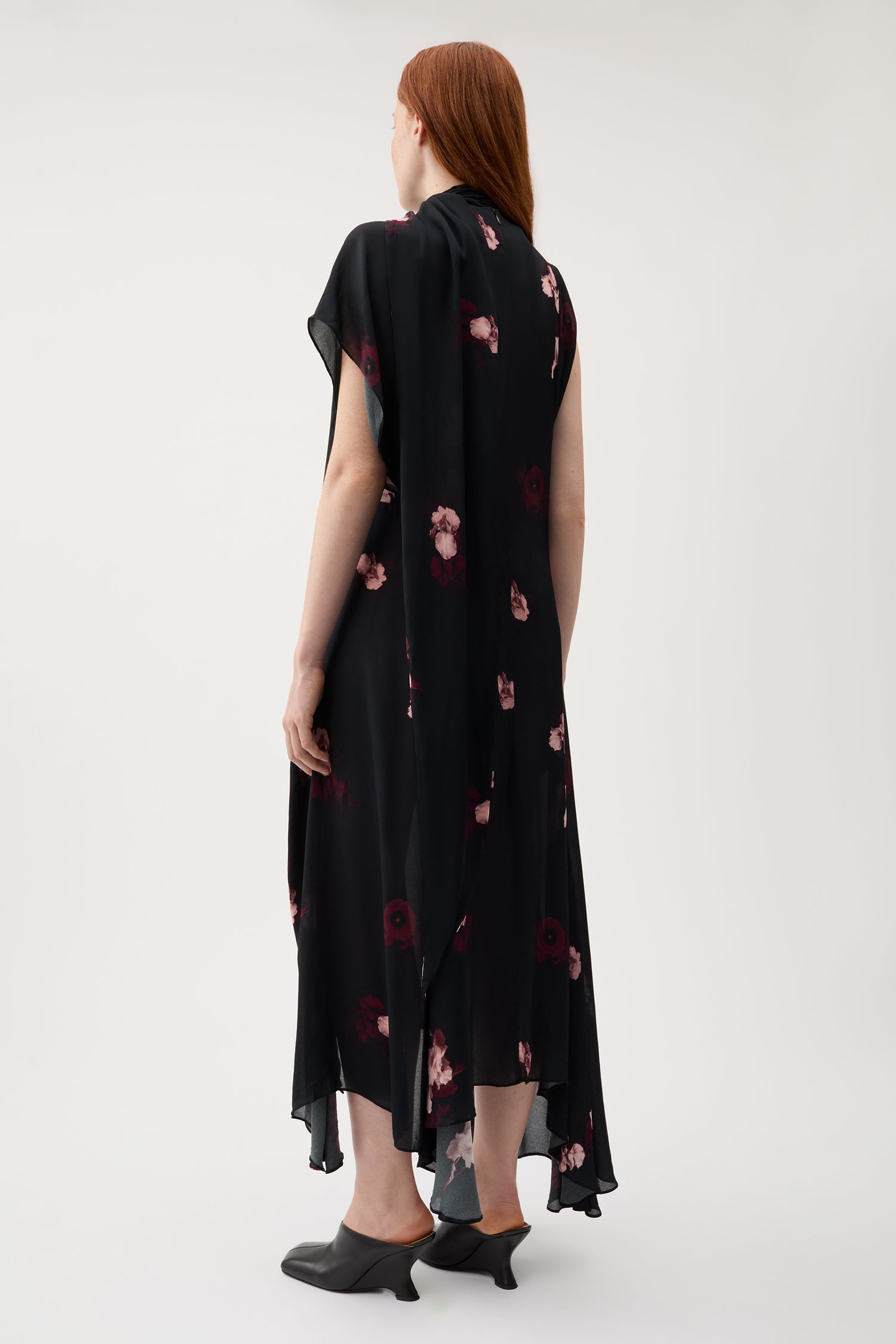 Lotta bouquet crepe dress