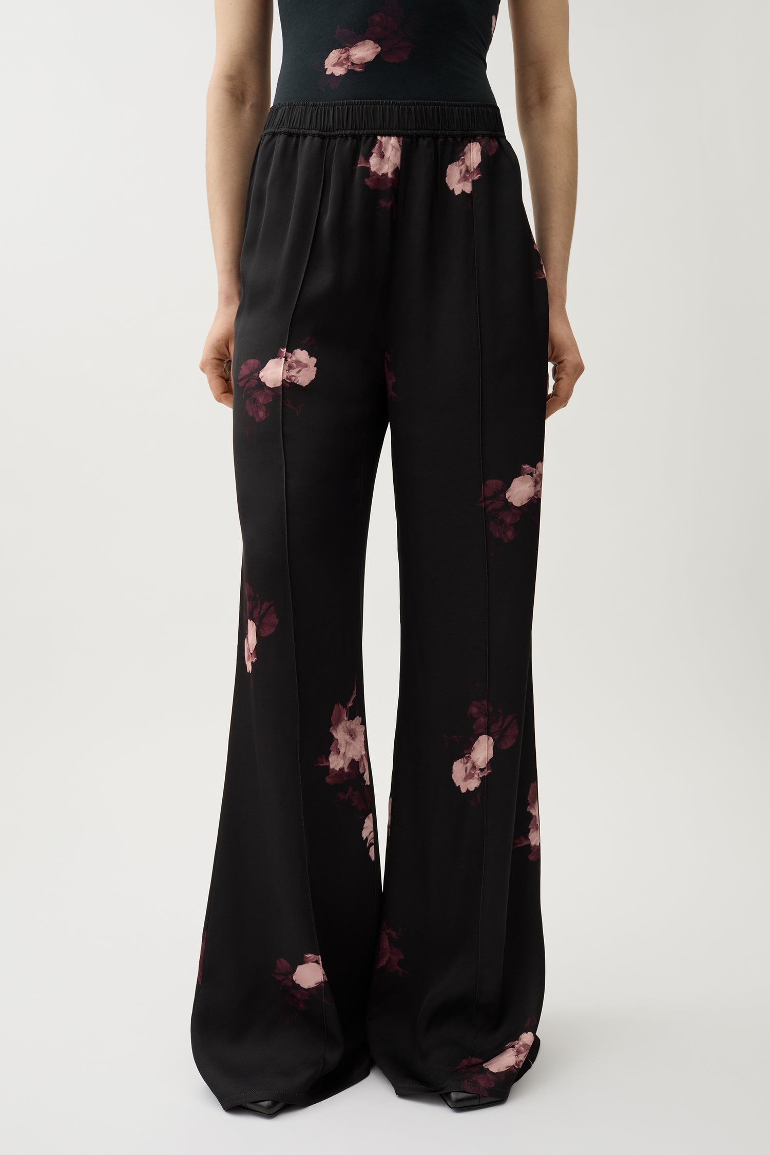 Ezra bouquet chine pants