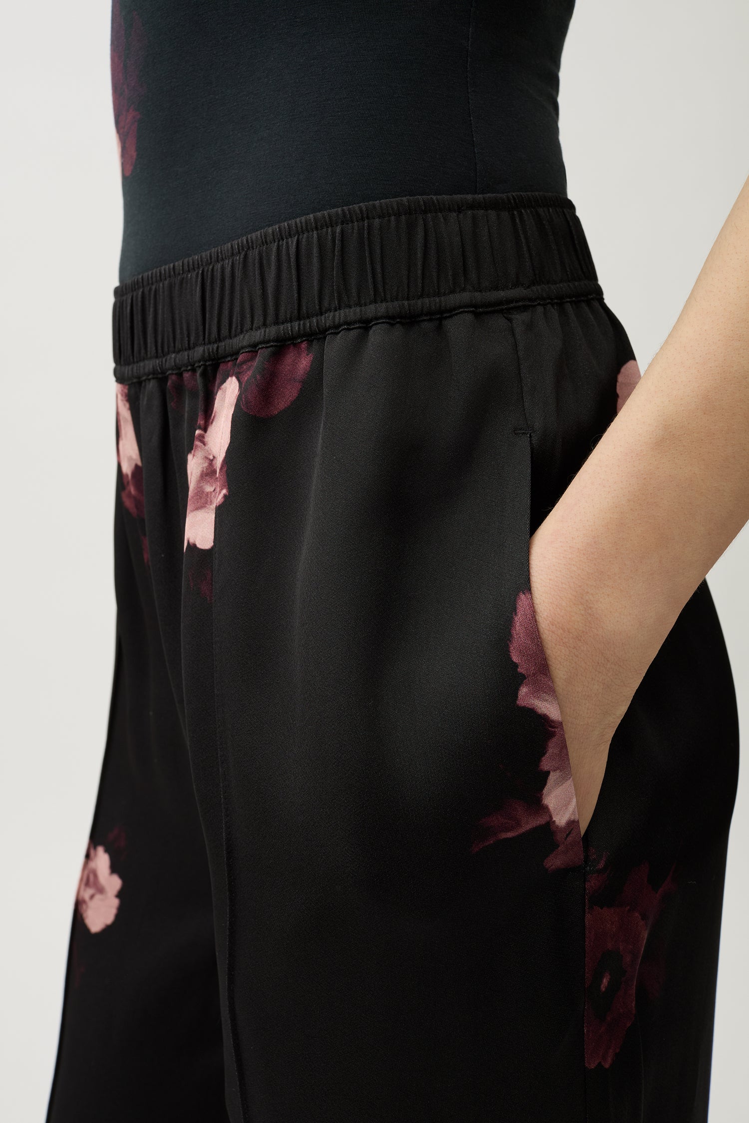 Ezra bouquet chine pants