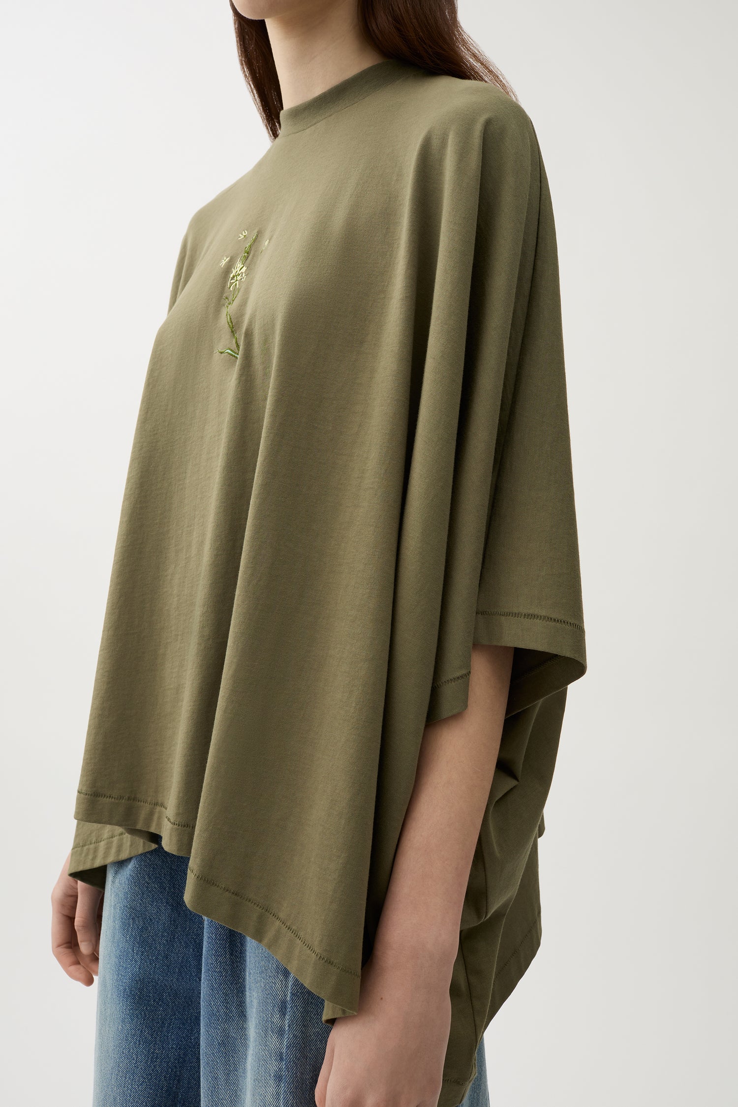 Brick embroidery jersey top