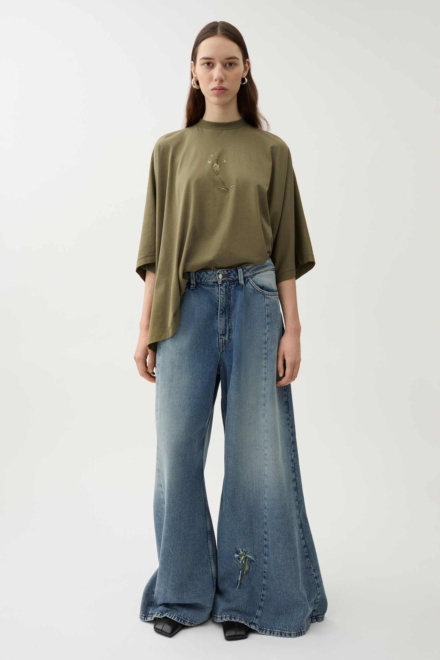 Maja embroidery denim