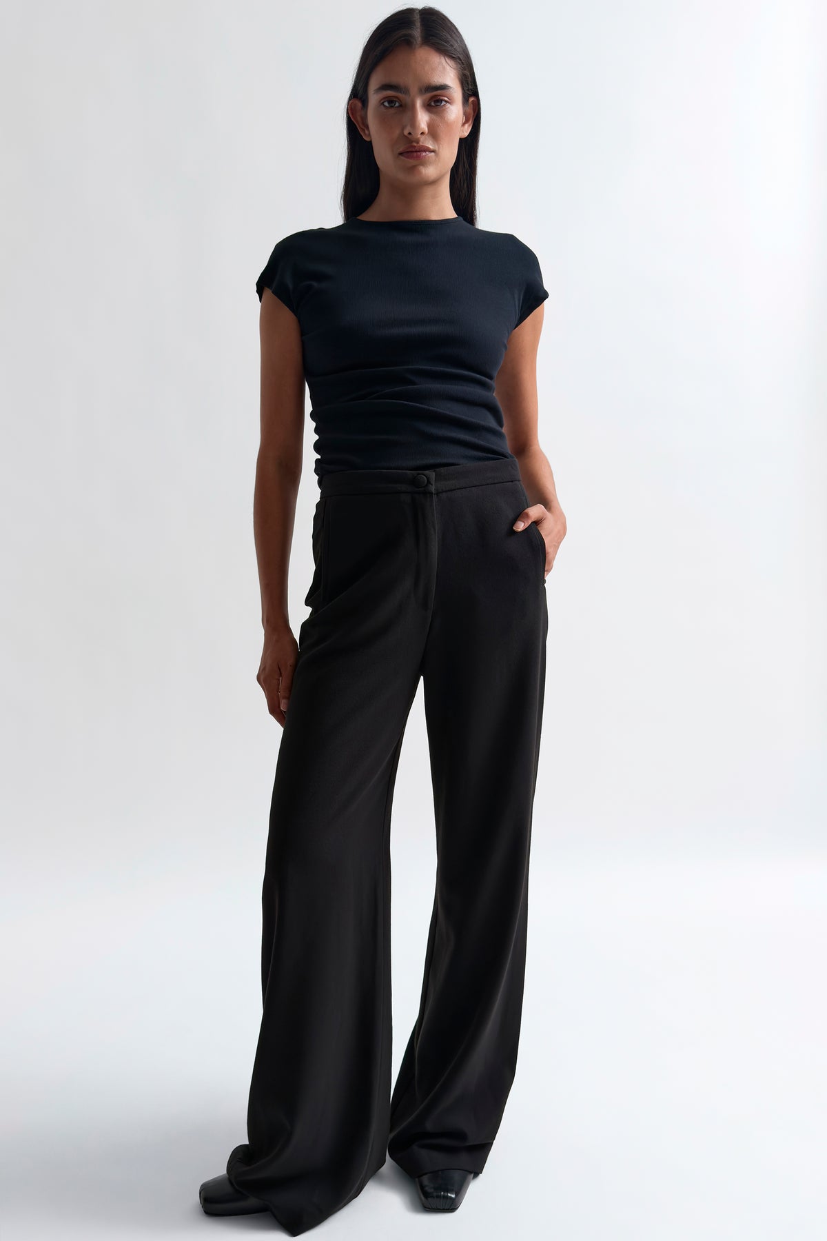 The Sini soft suiting pant