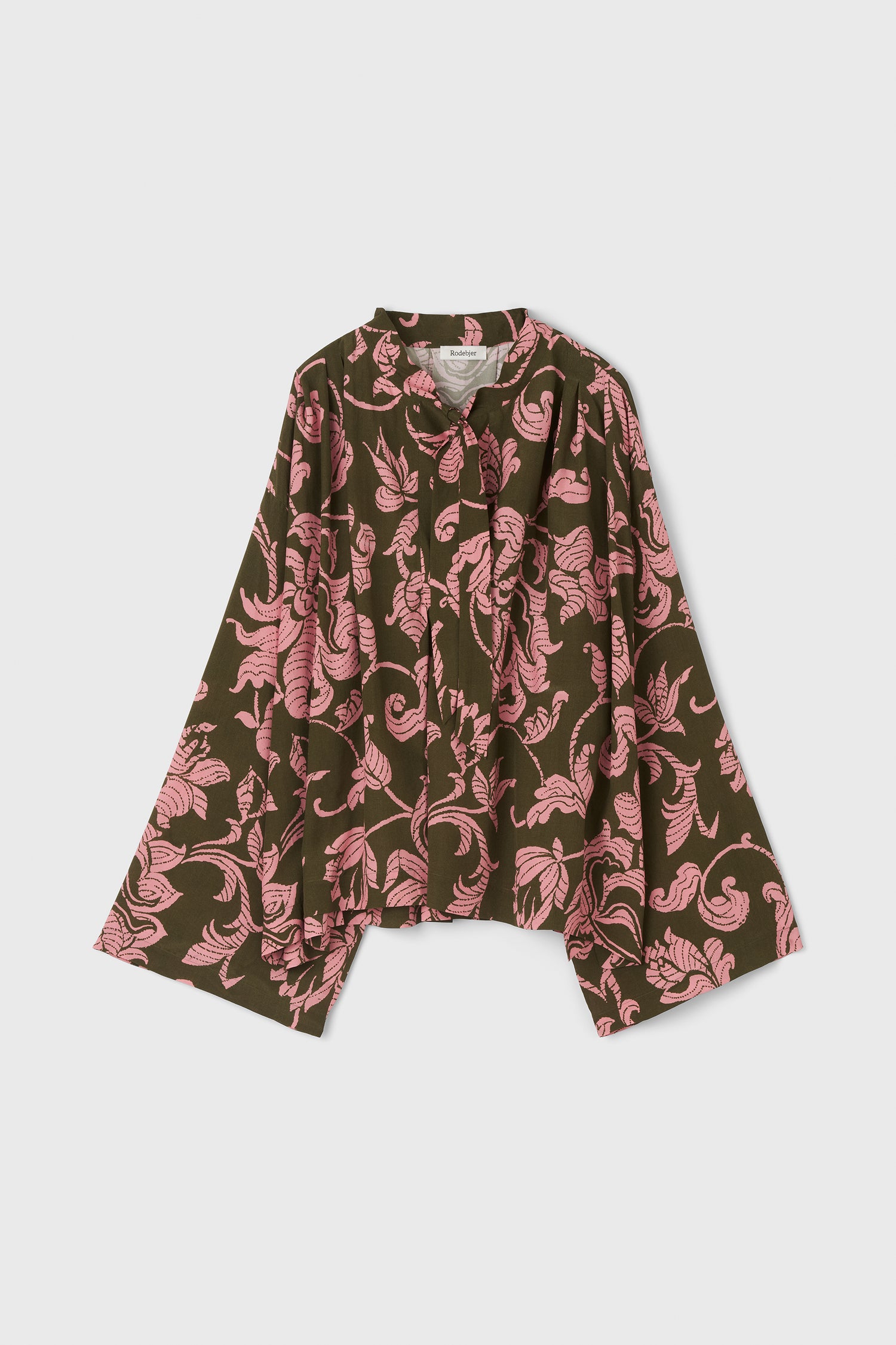 The Denali over-dimensioned blouse in French Lily