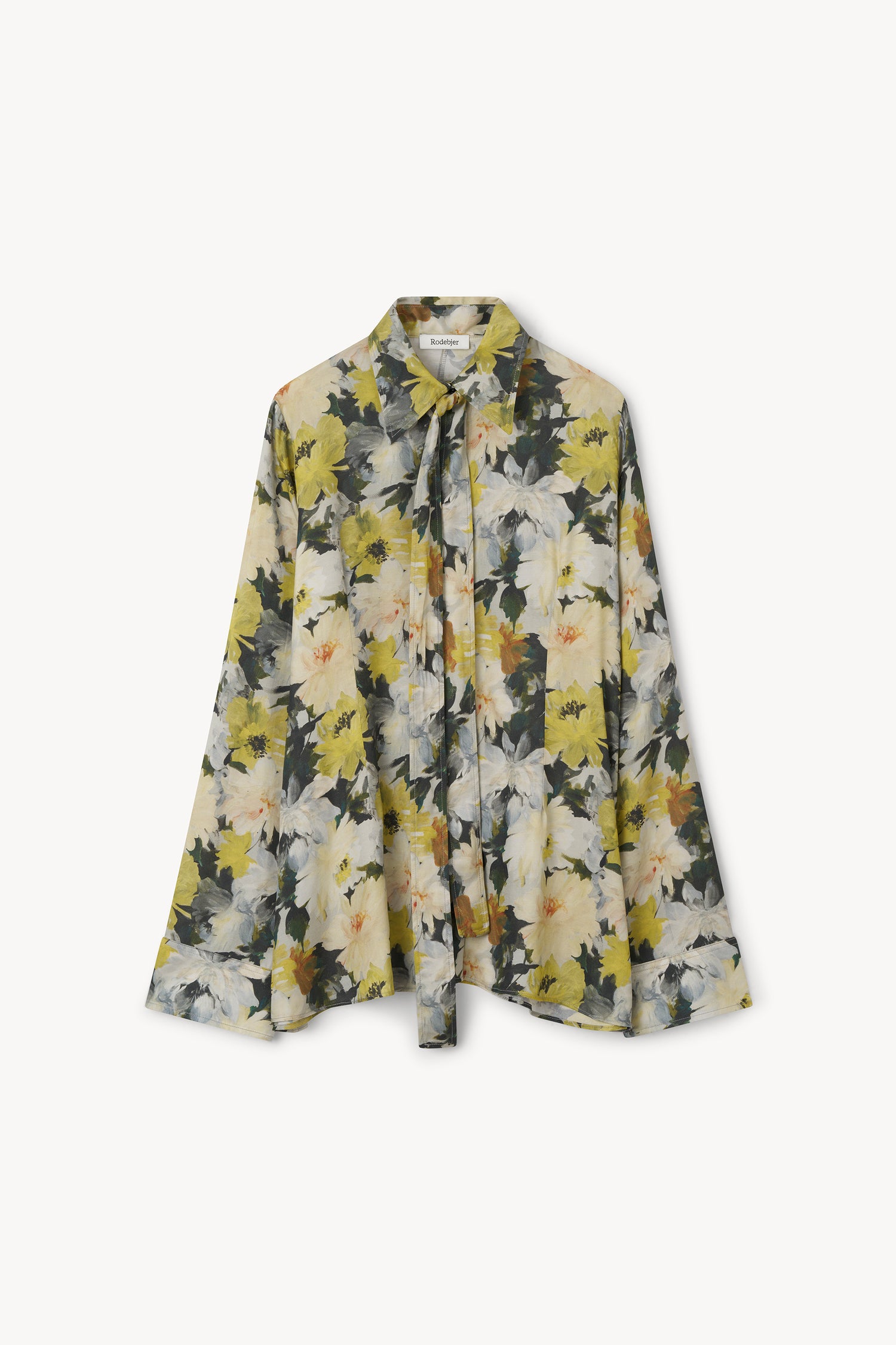 The Euni shiny shirt blouse