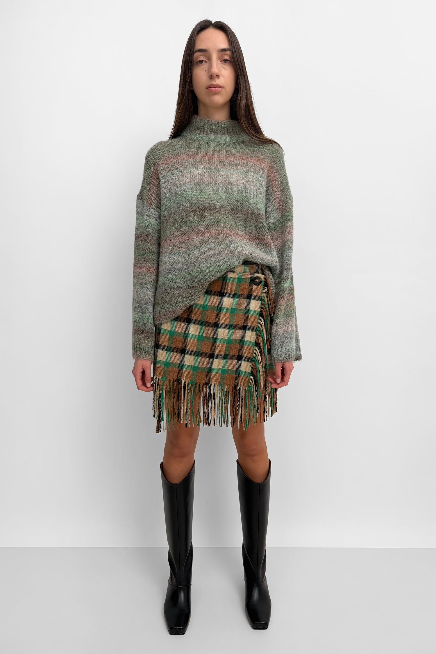 The Jinsol alpaca fine merino knit sweater