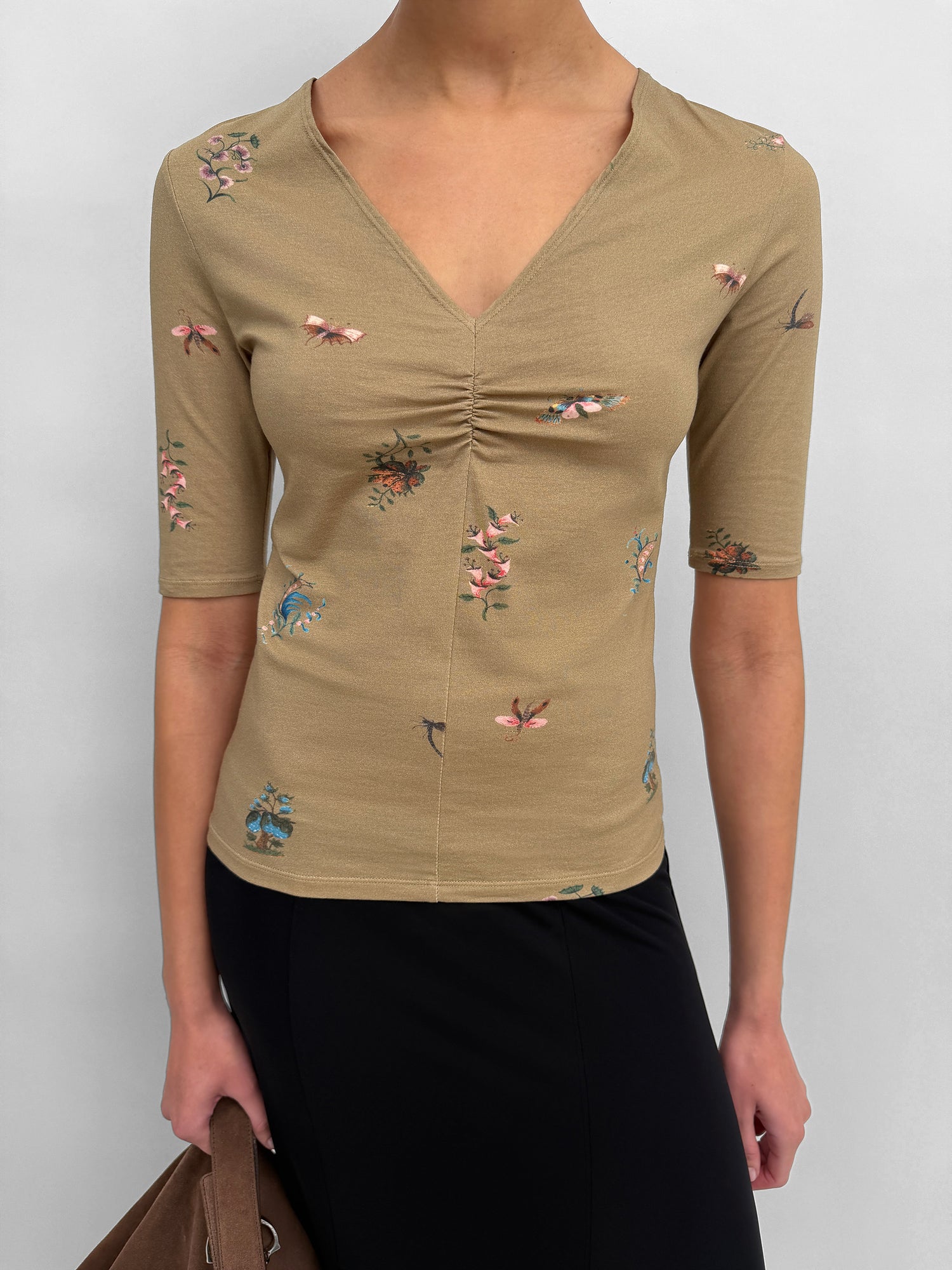 The Kaia V-neck tricot top in Duchess