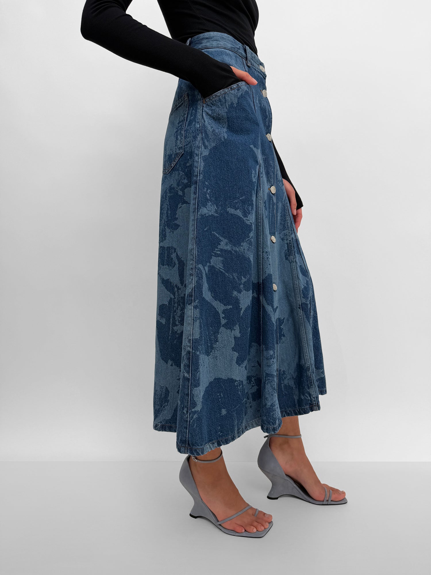 The London mid-calf printed denim skirt