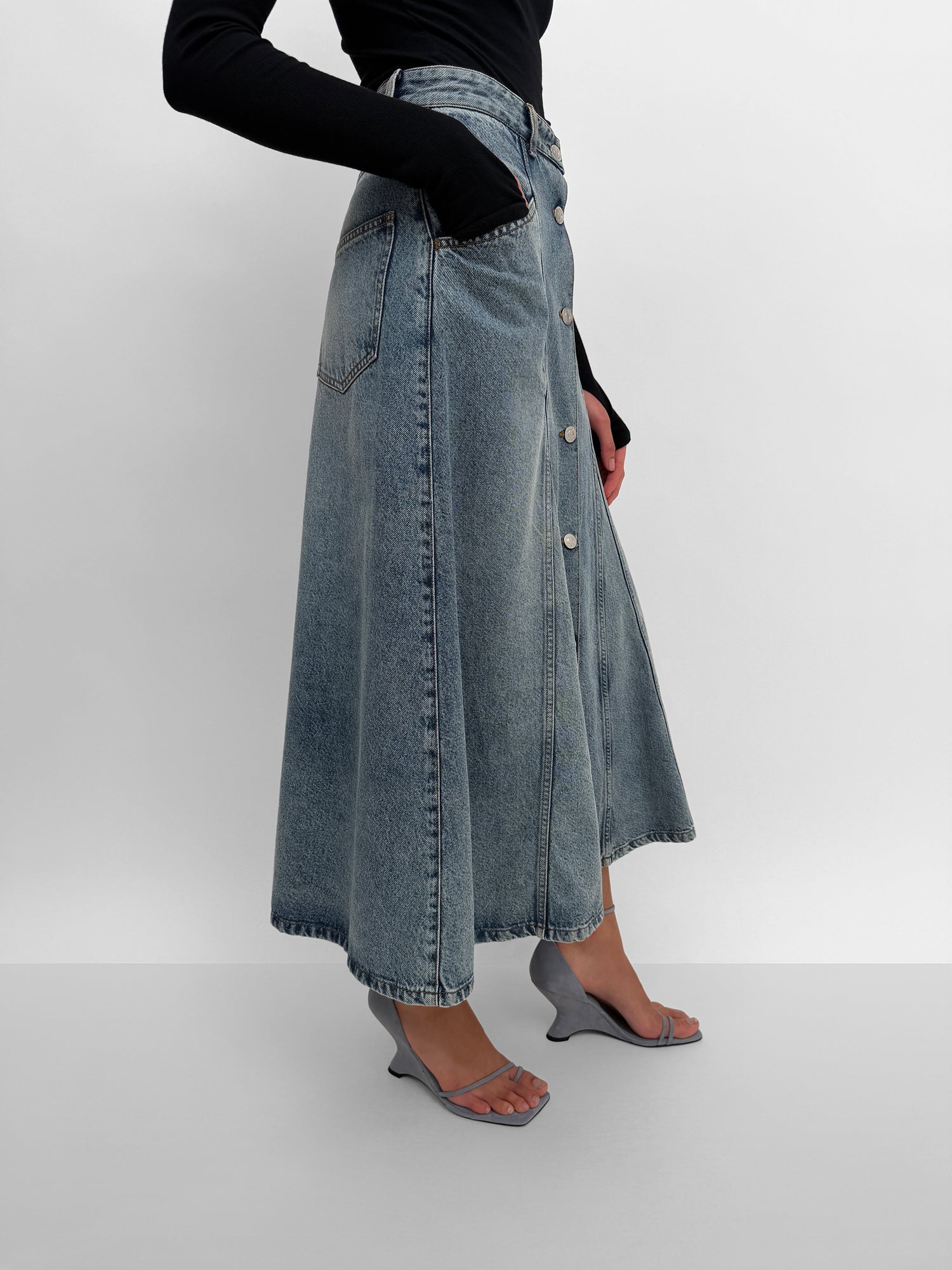 The London mid-calf denim skirt