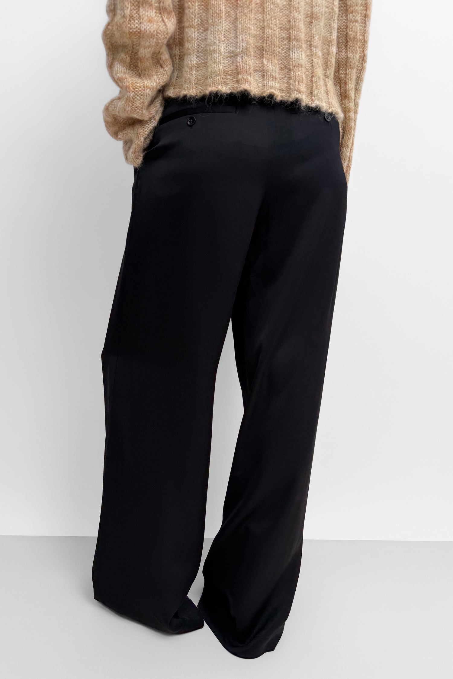The Lorna shiny pleat pants