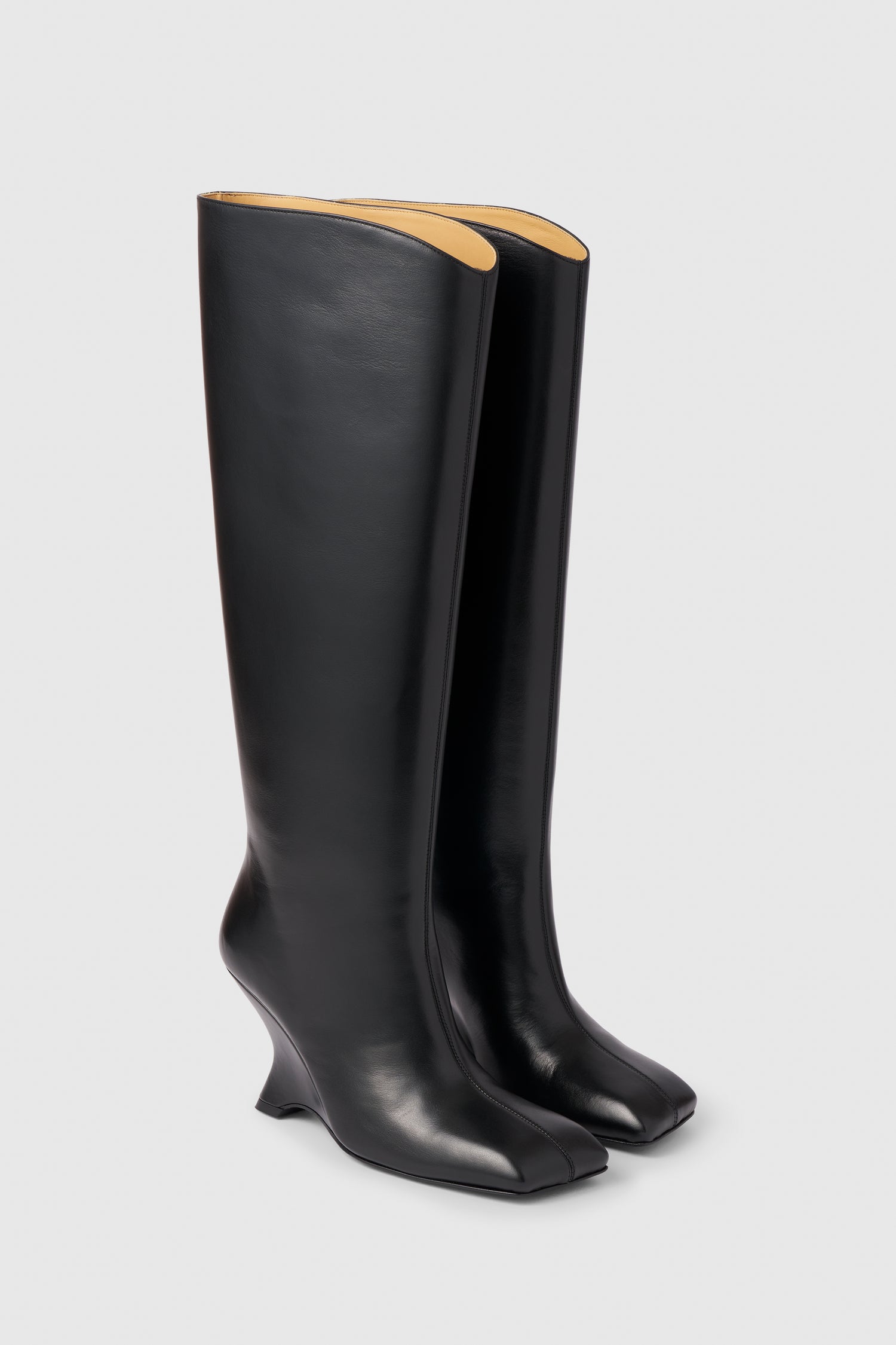 Lyla leather boot