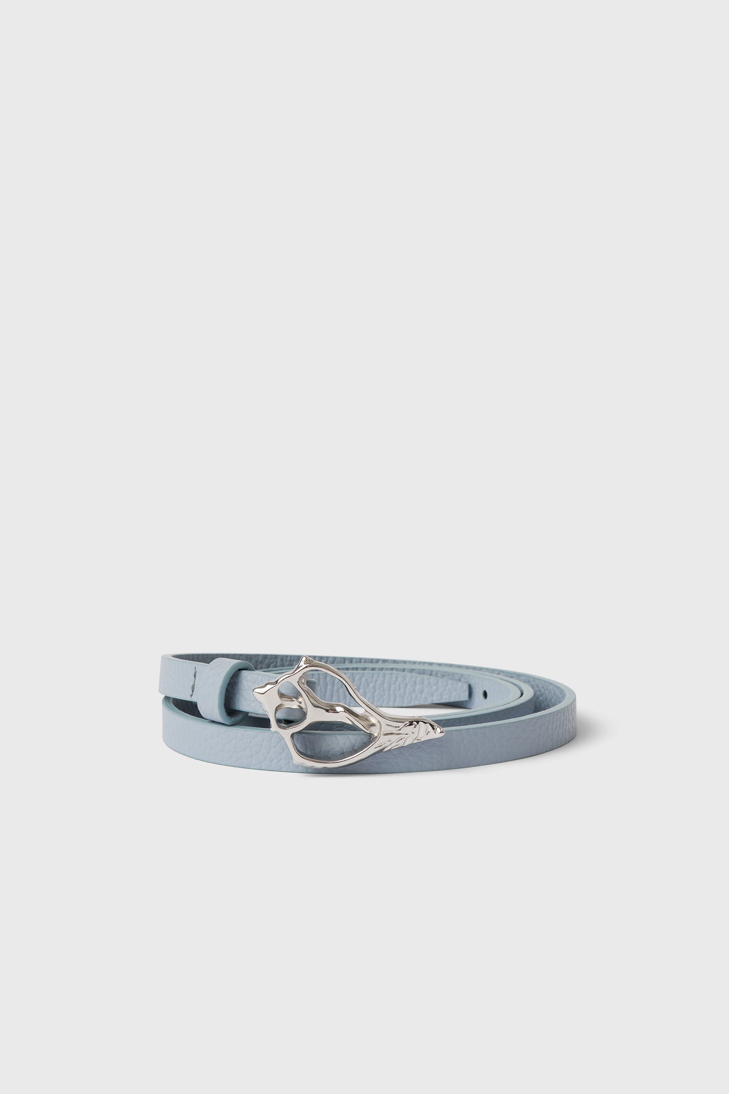 The Petit Seashell pebble leather belt