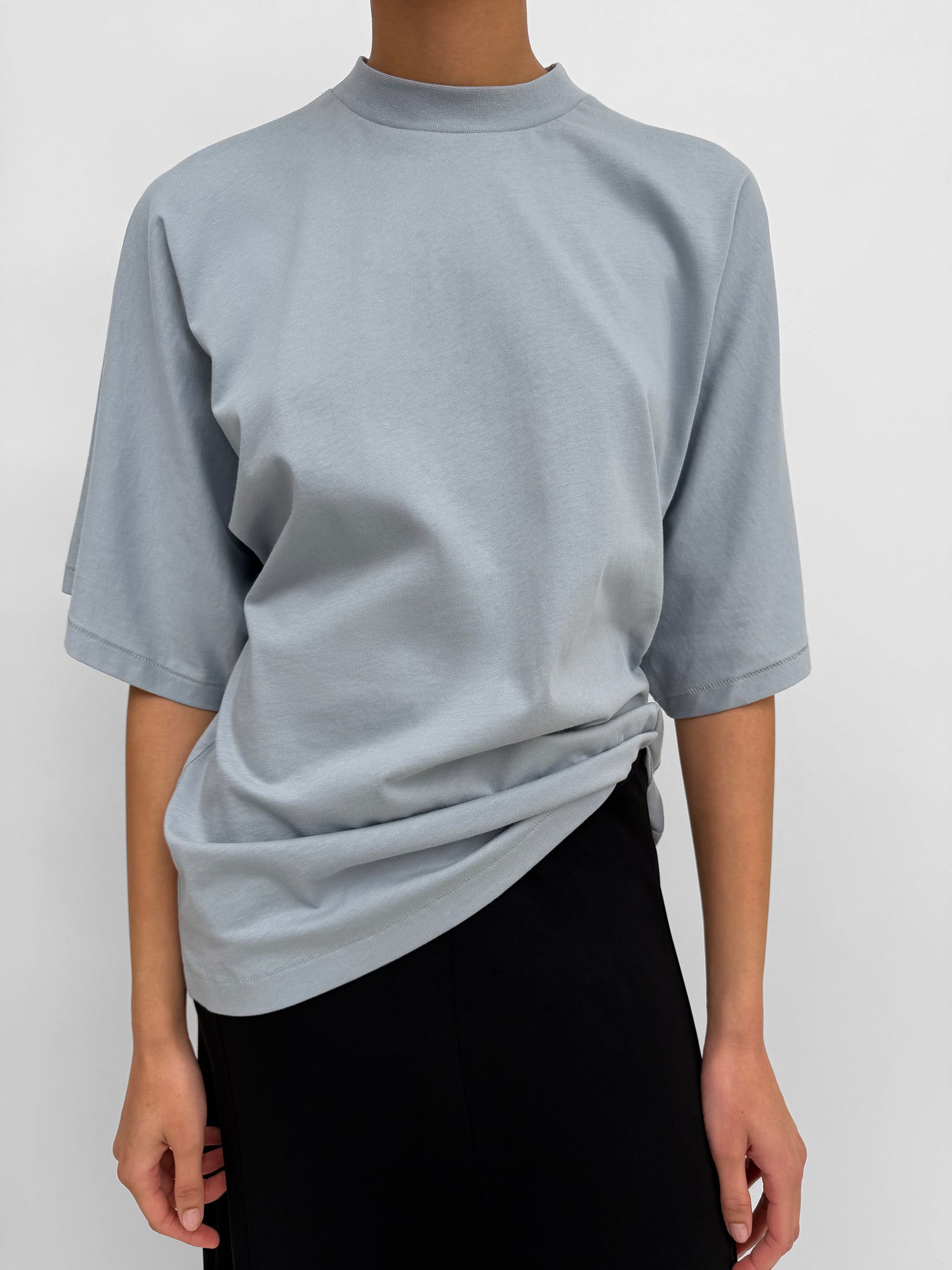 The Pop t-shirt with over-dimensioned sleeves