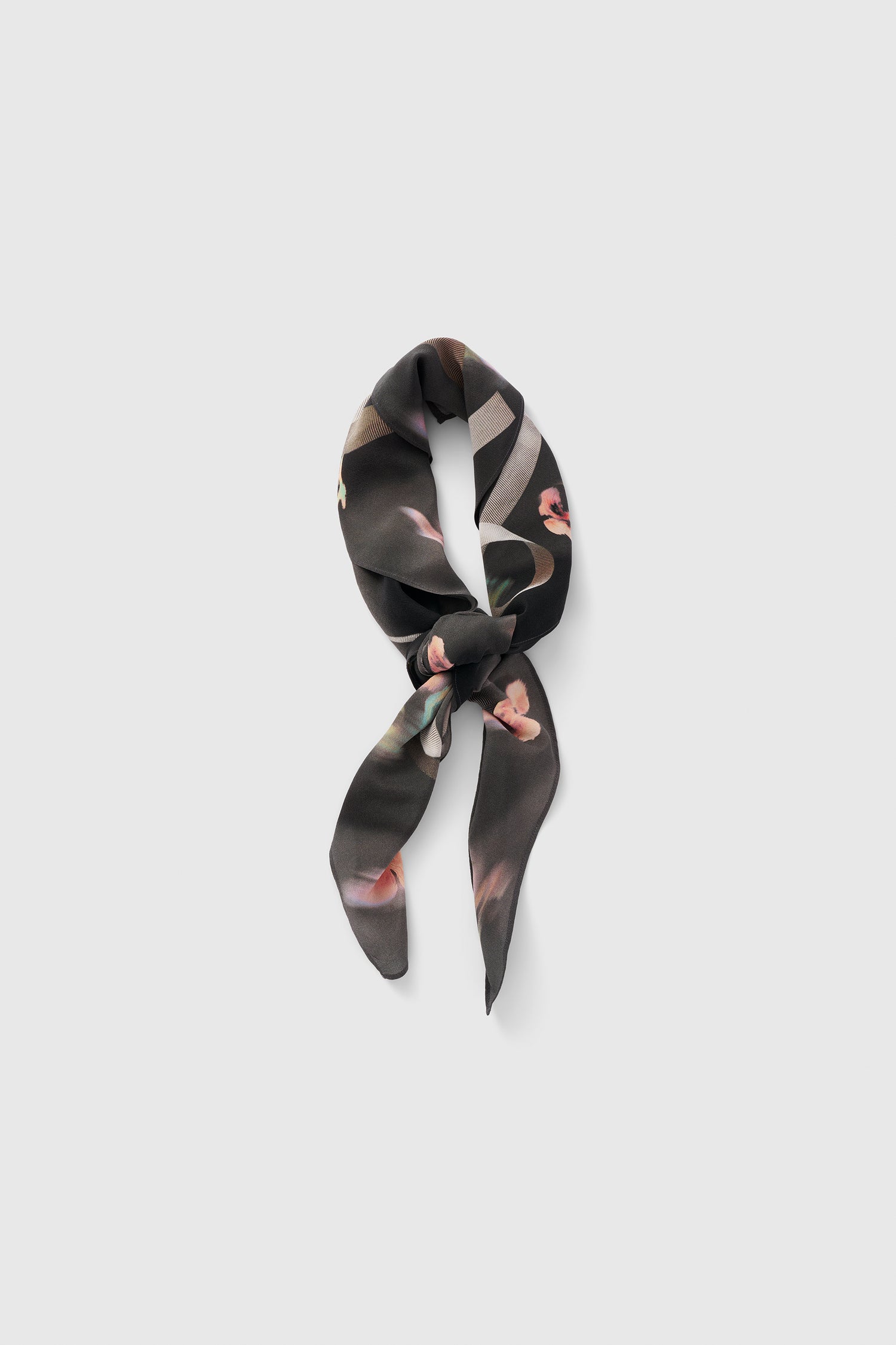 Racing iris scarf