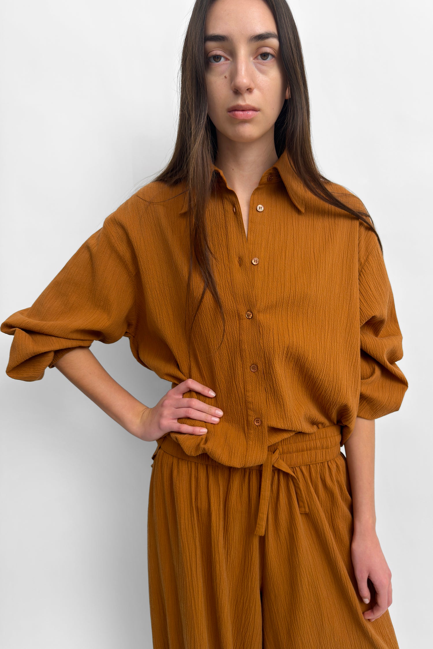 The plissé tencel cotton shirt