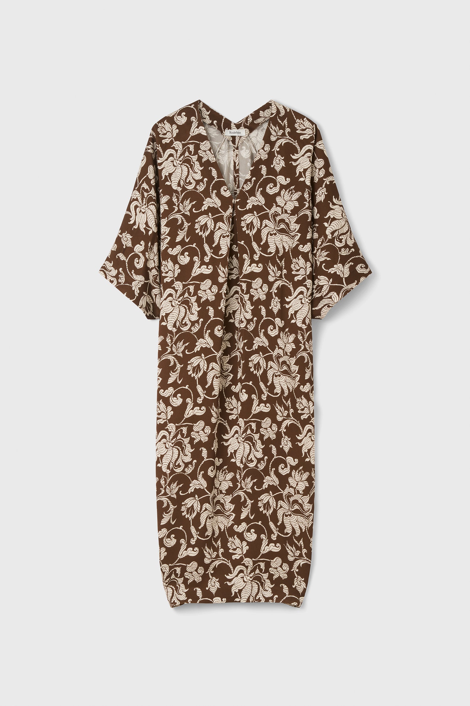 The Isola caftan dress in French Lily