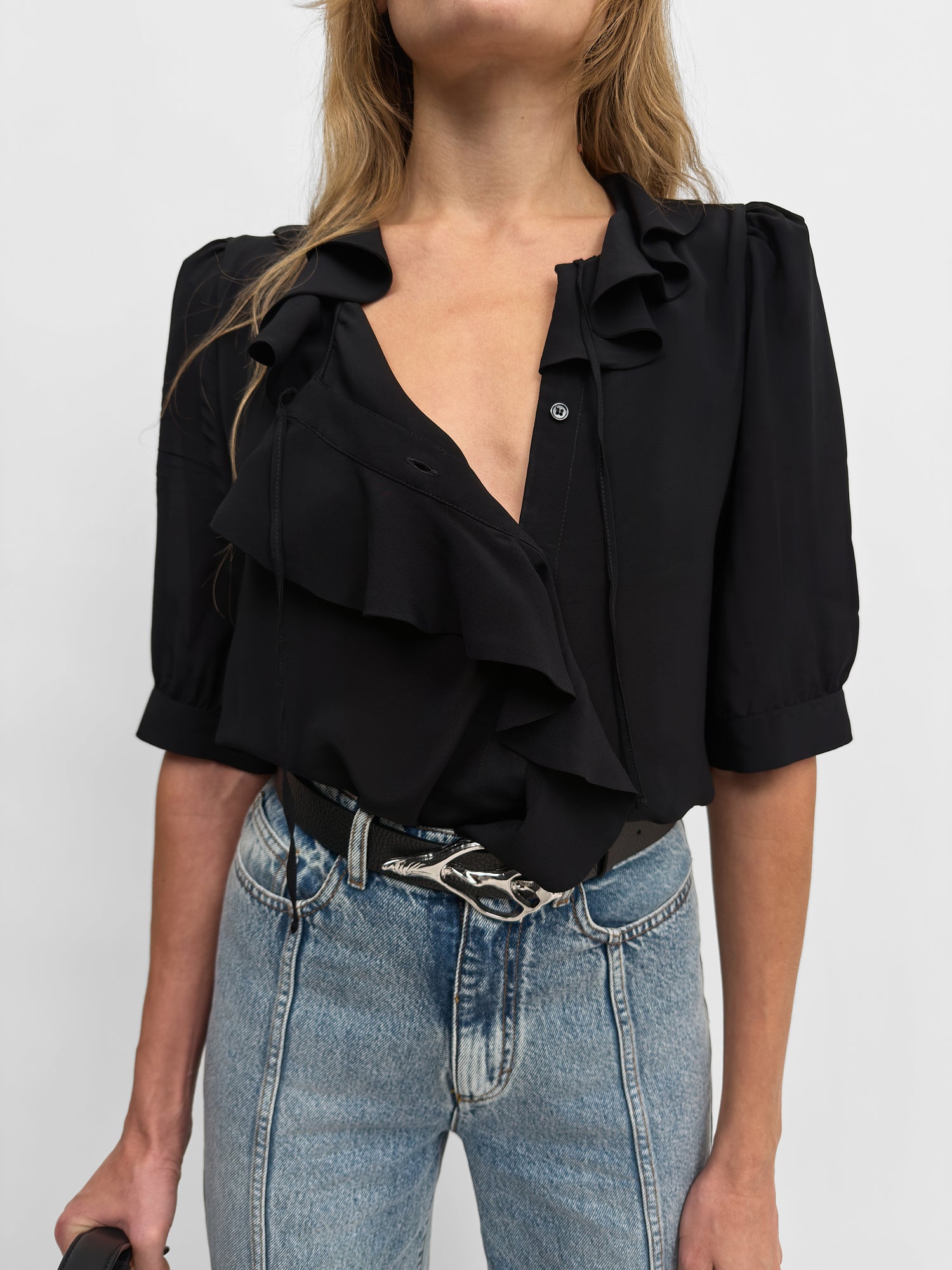 The Xilla flounce blouse