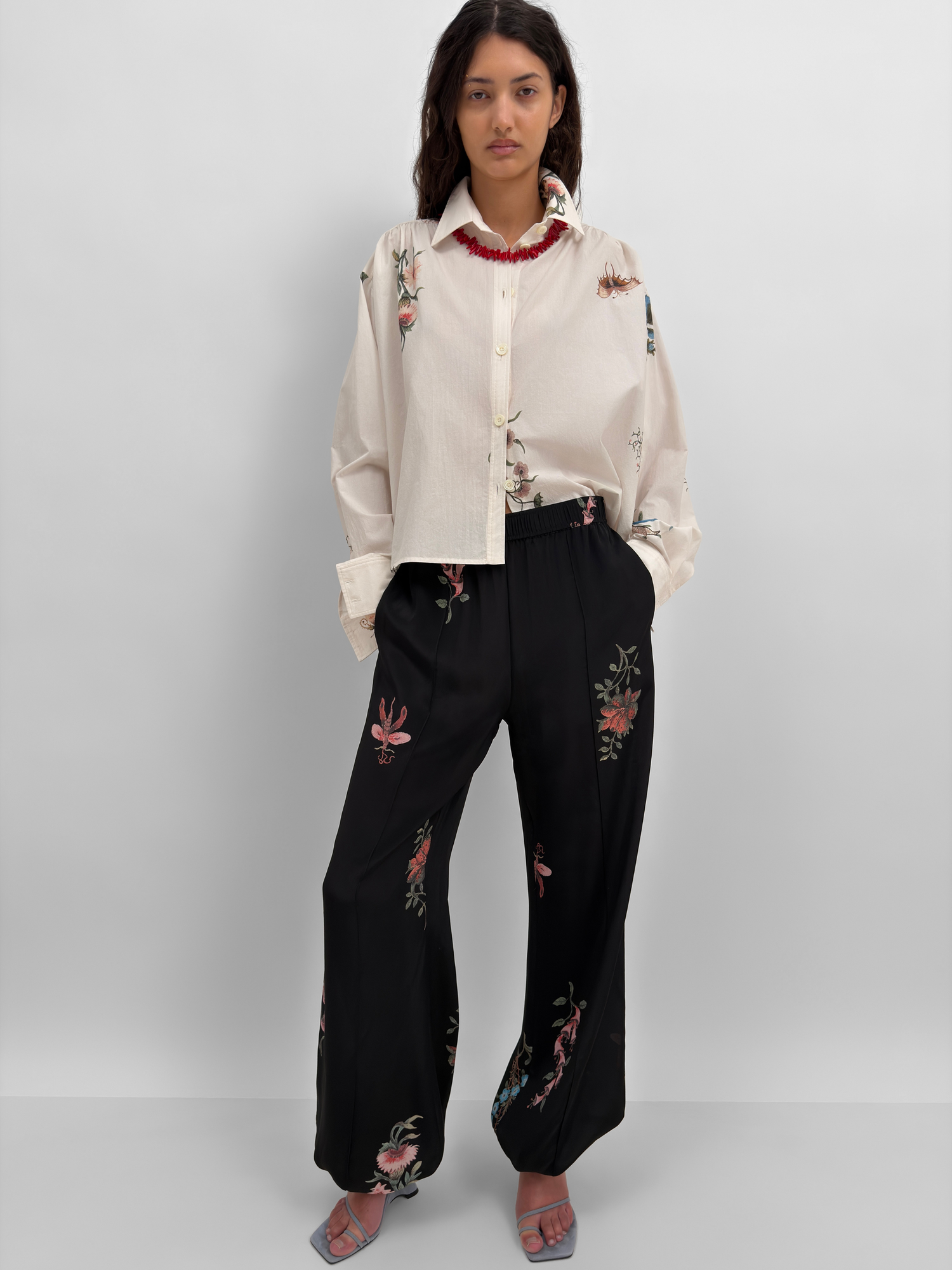 The Taylor poplin cropped shirt in Duchess