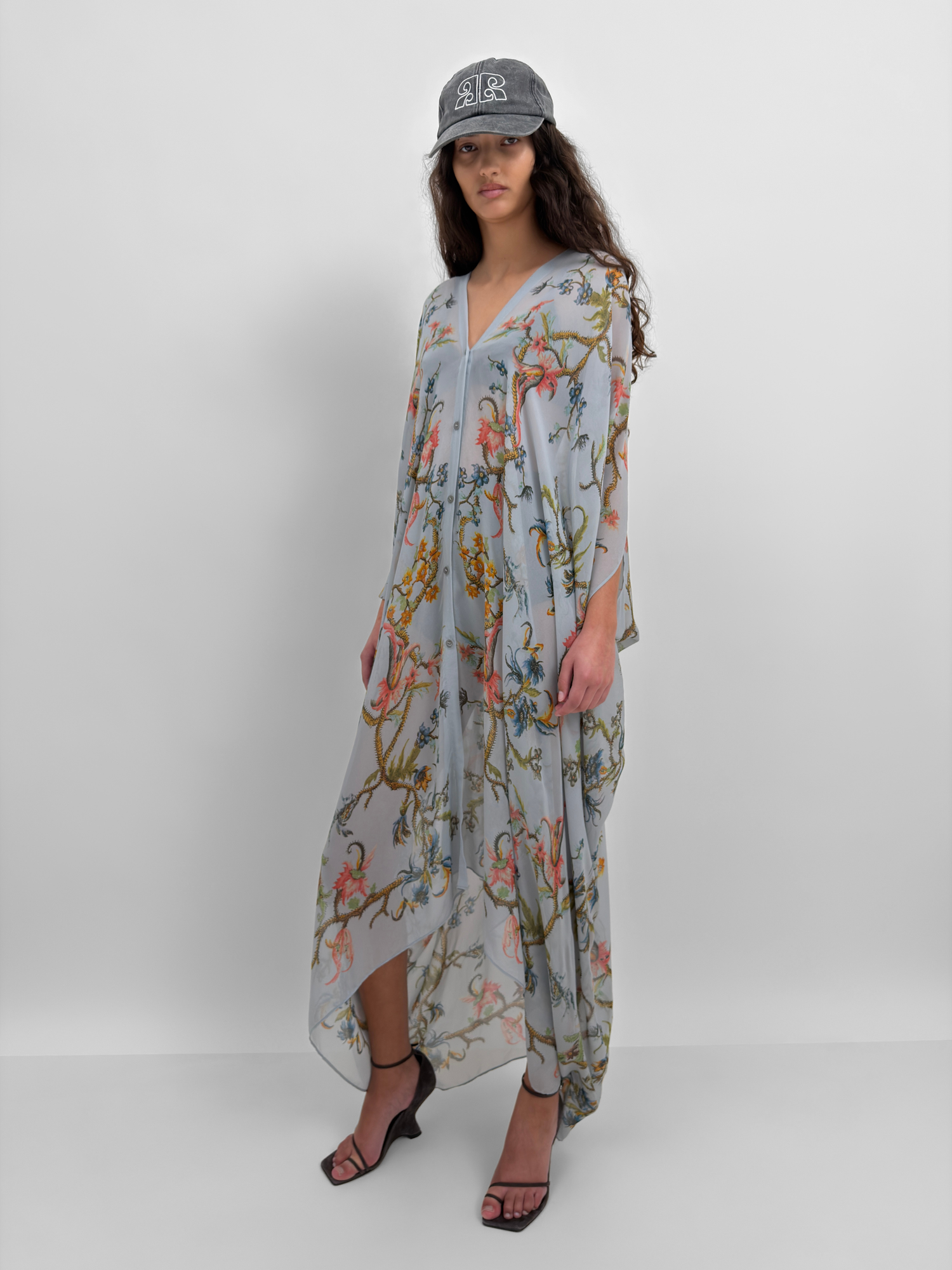 The Agave silk caftan in Trailing