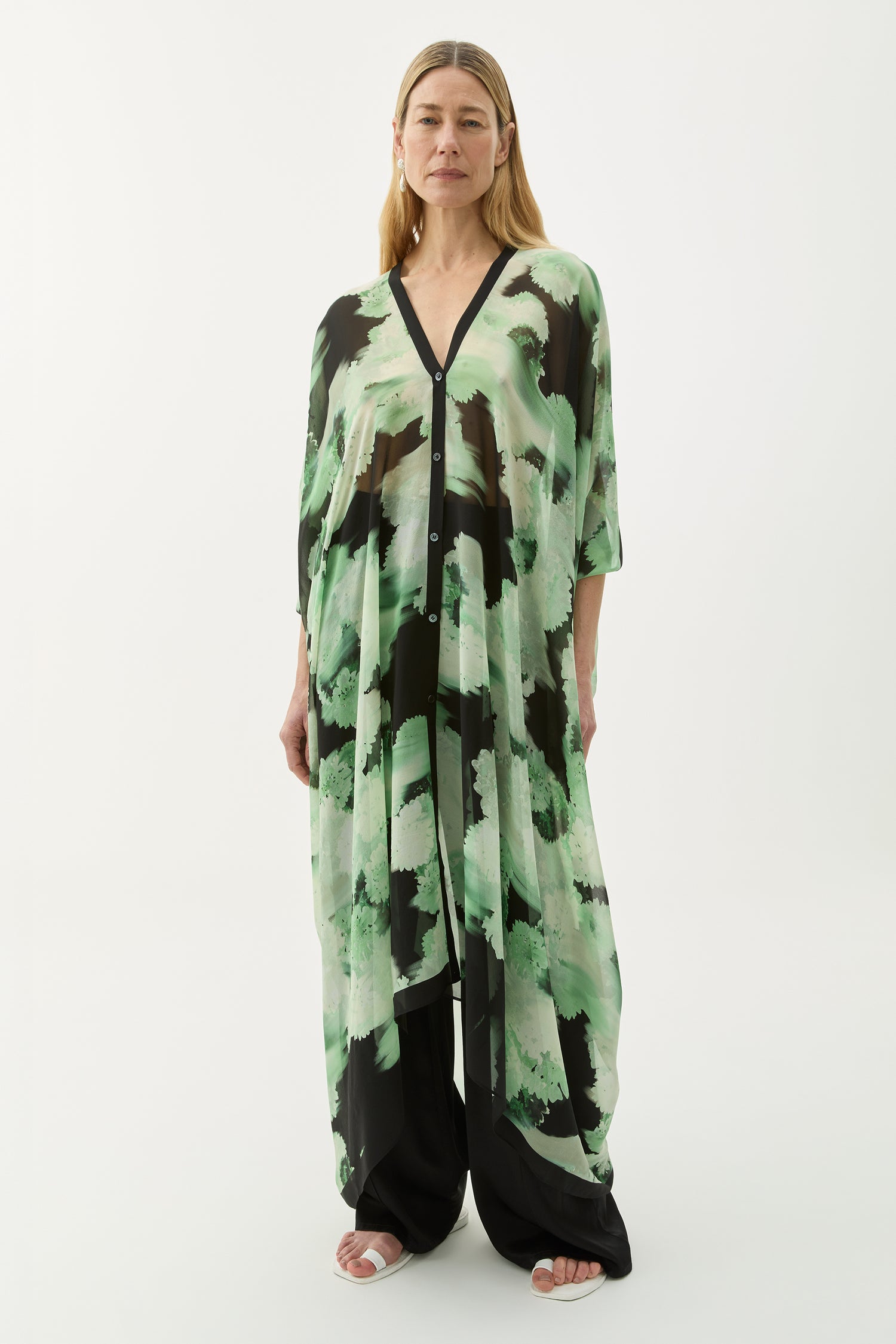 Agave blurry flower caftan