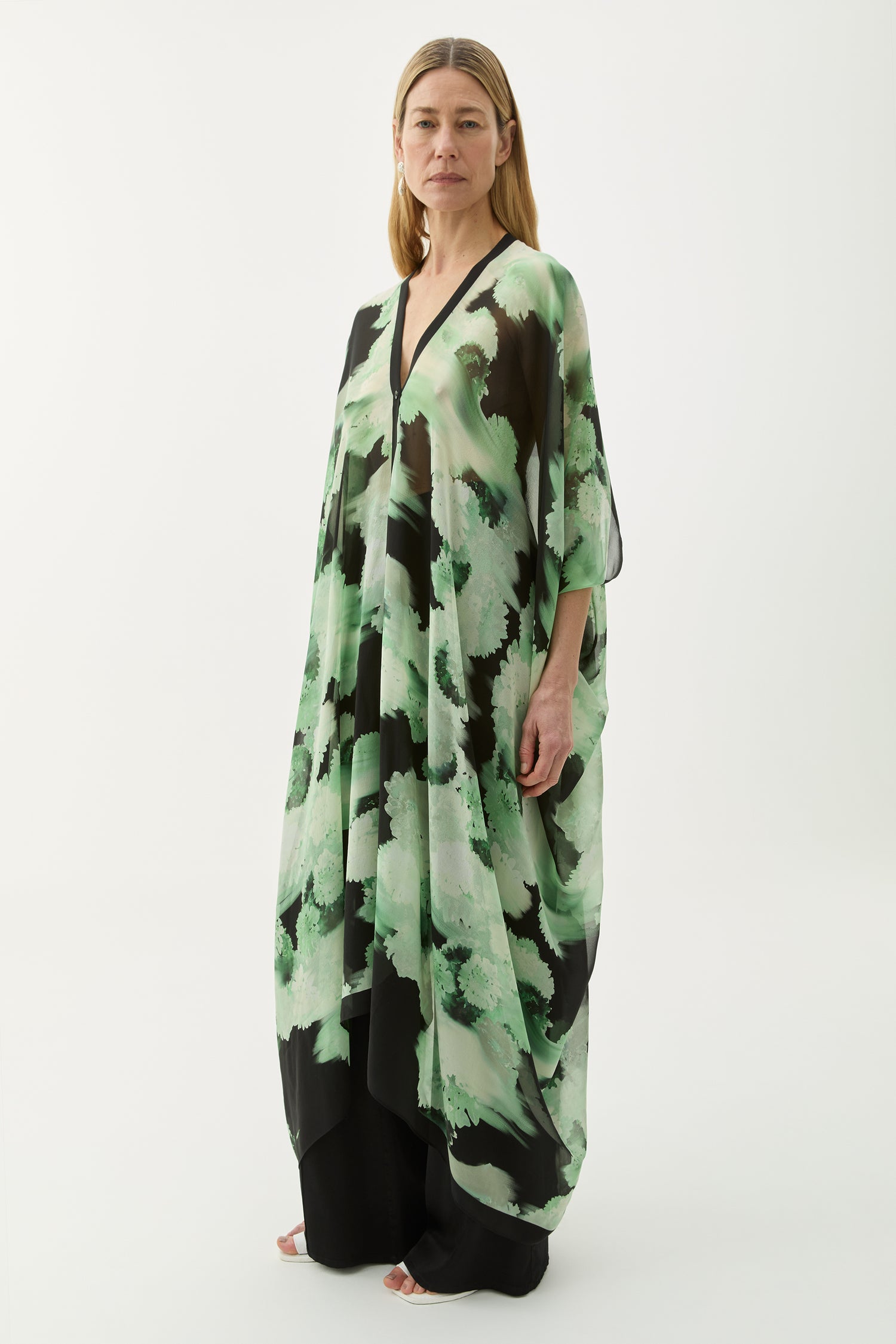 Agave blurry flower caftan