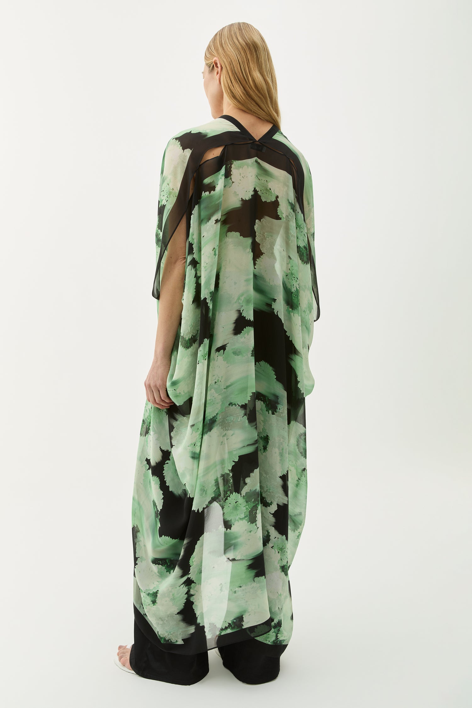 Agave blurry flower caftan