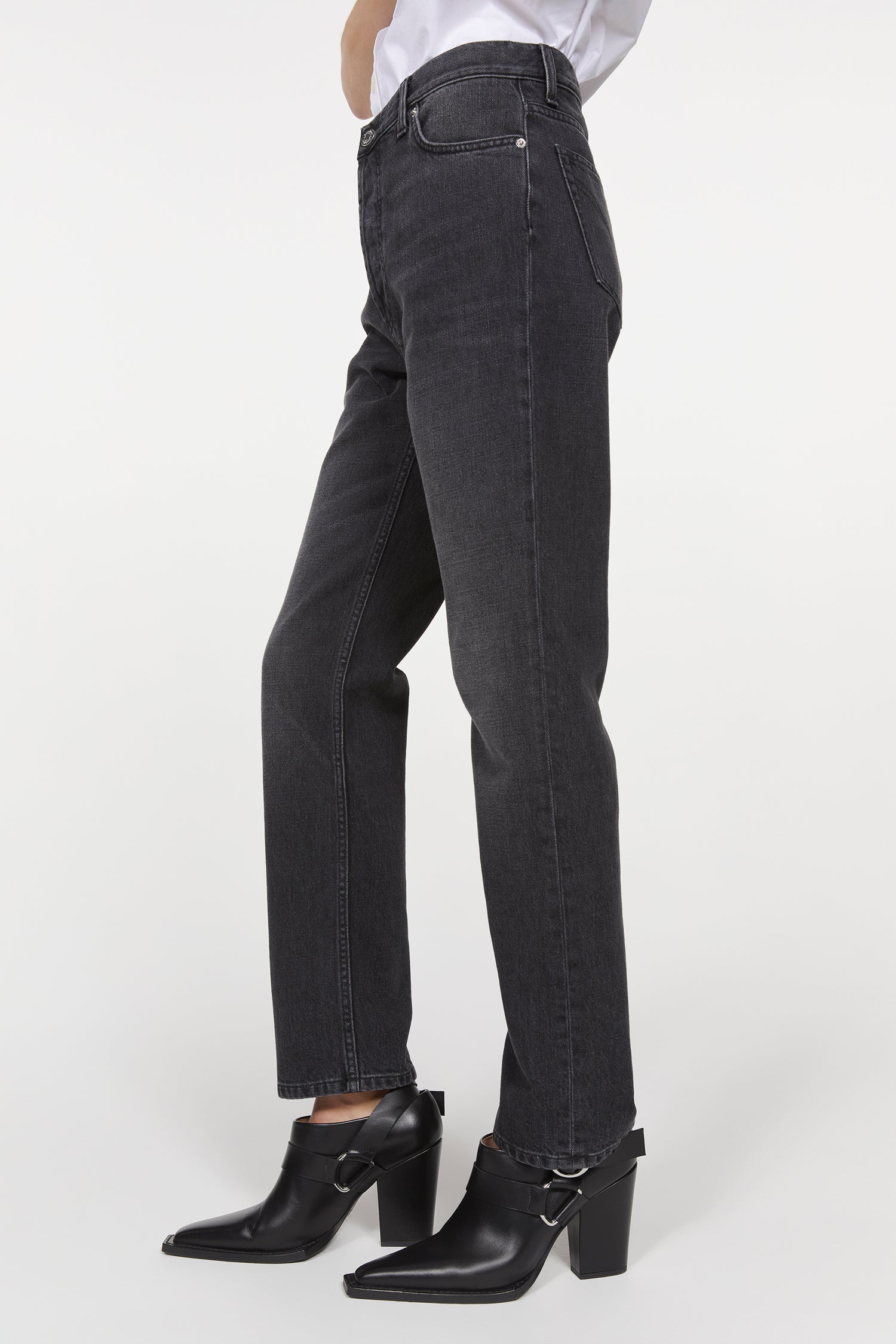Regular denim