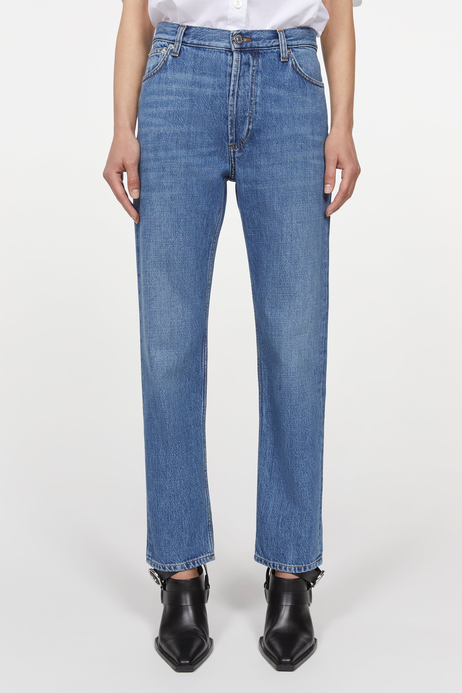 Regular denim