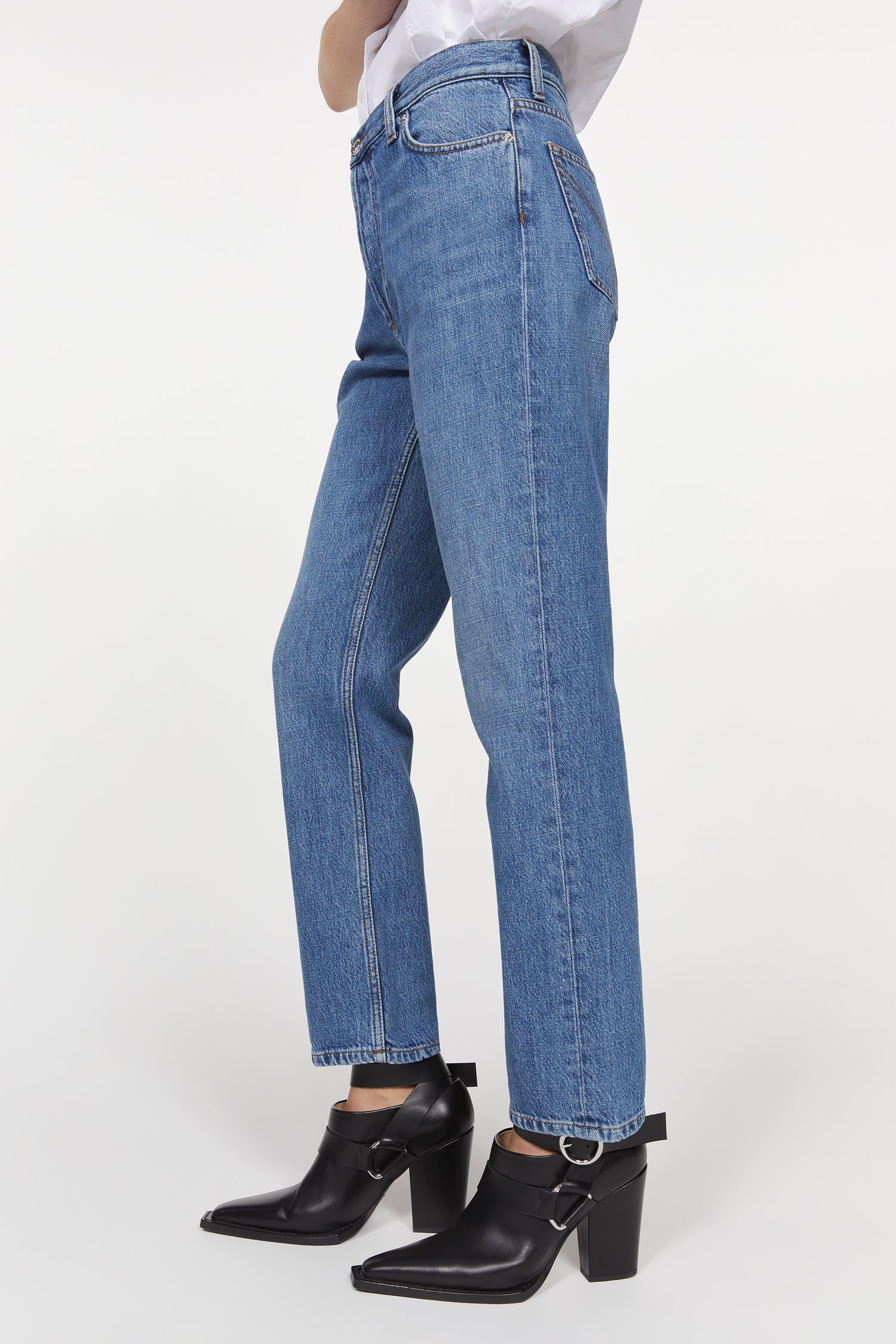 Regular denim