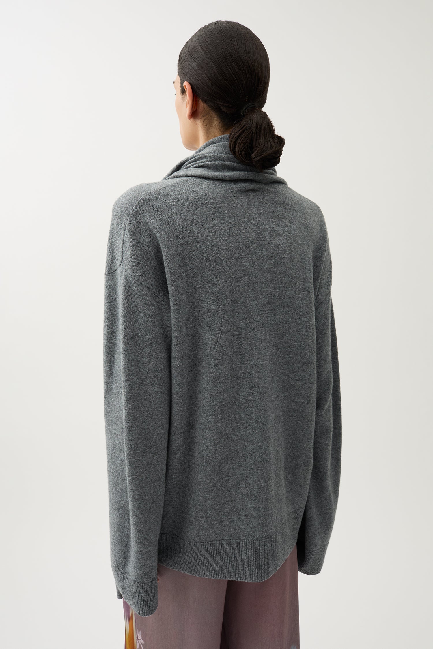 Phlox knitted sweater