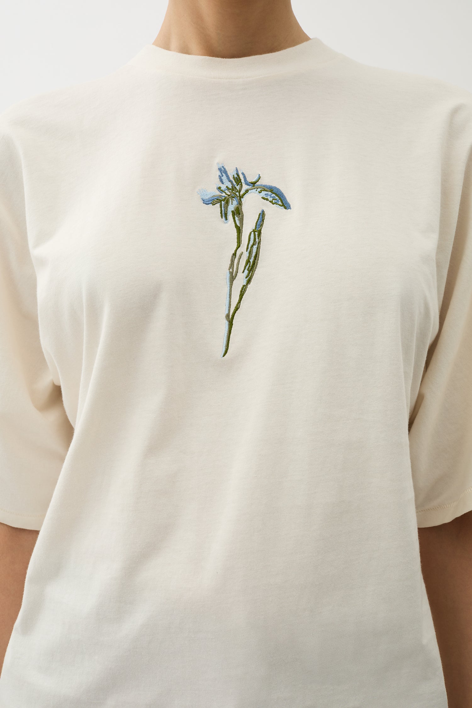 Pop embroidery jersey top