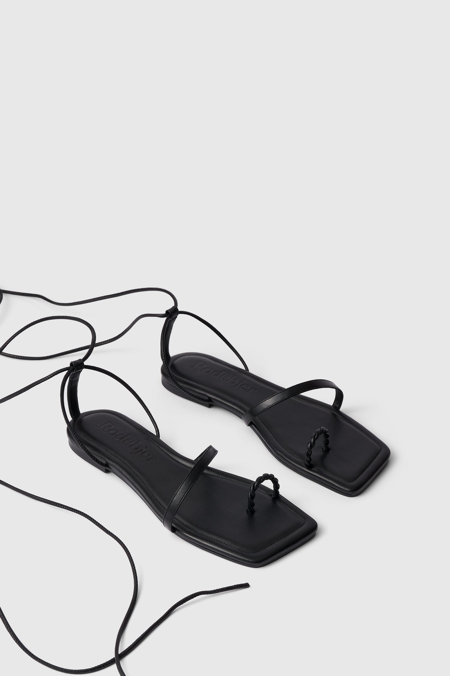 Nessa sandal
