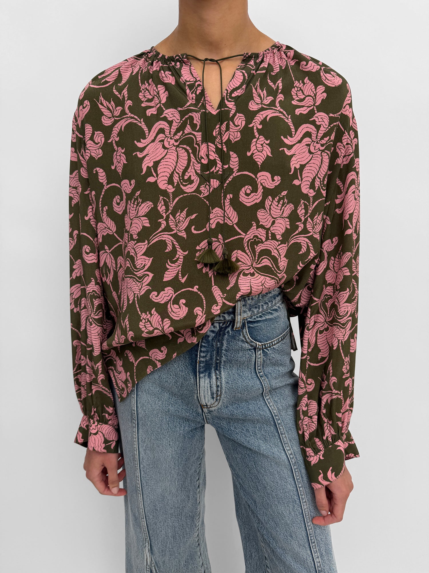 The Baily raglan blouse in French Lily