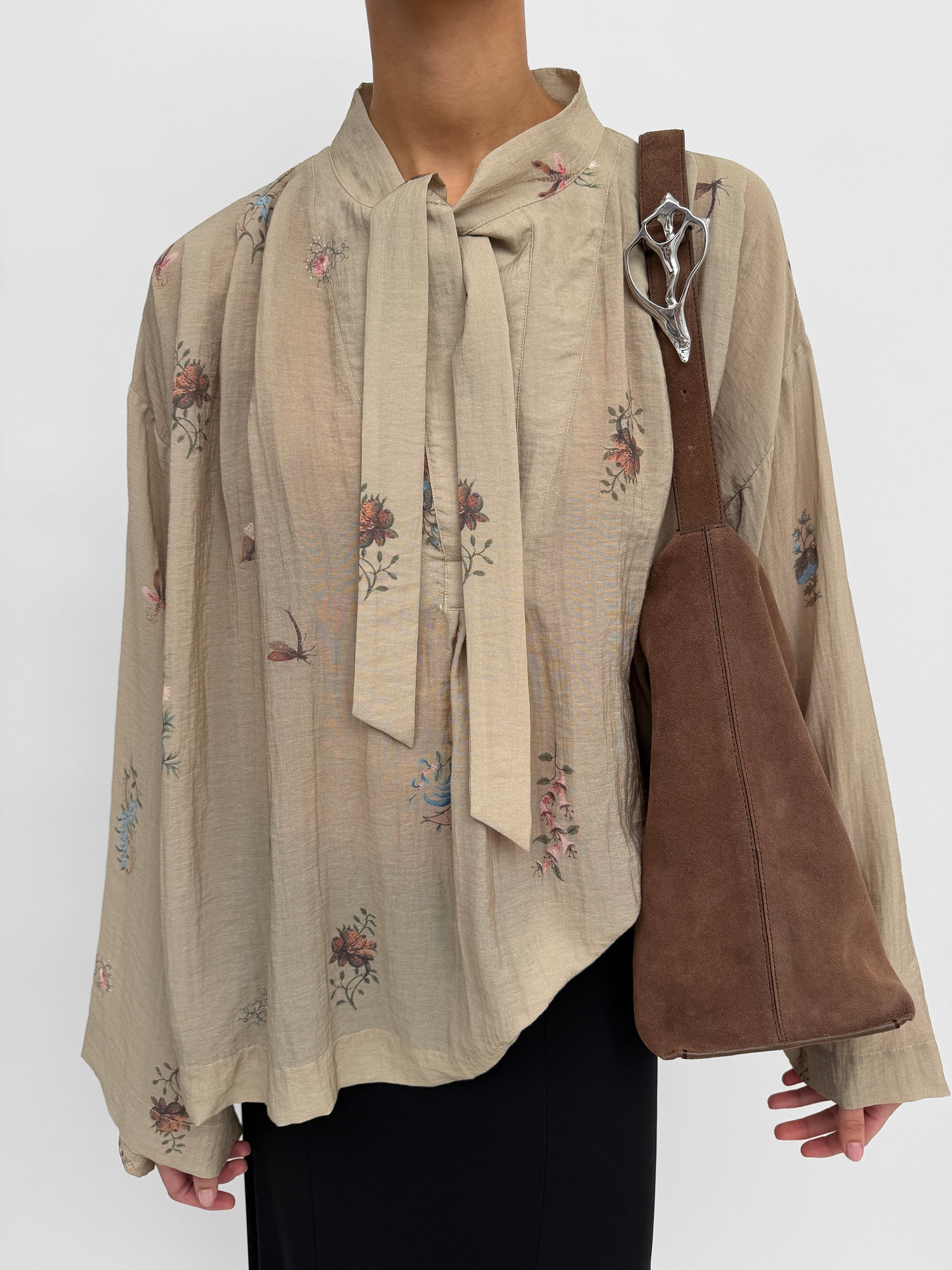 The Denali over-dimensioned blouse in Duchess