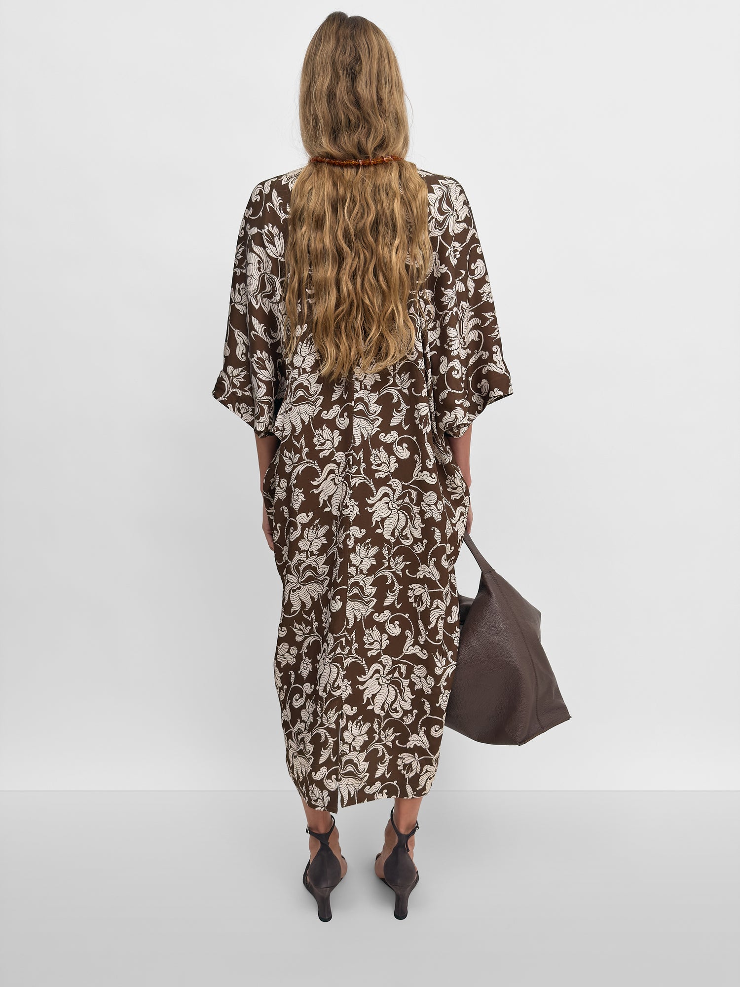 The Isola caftan dress in French Lily