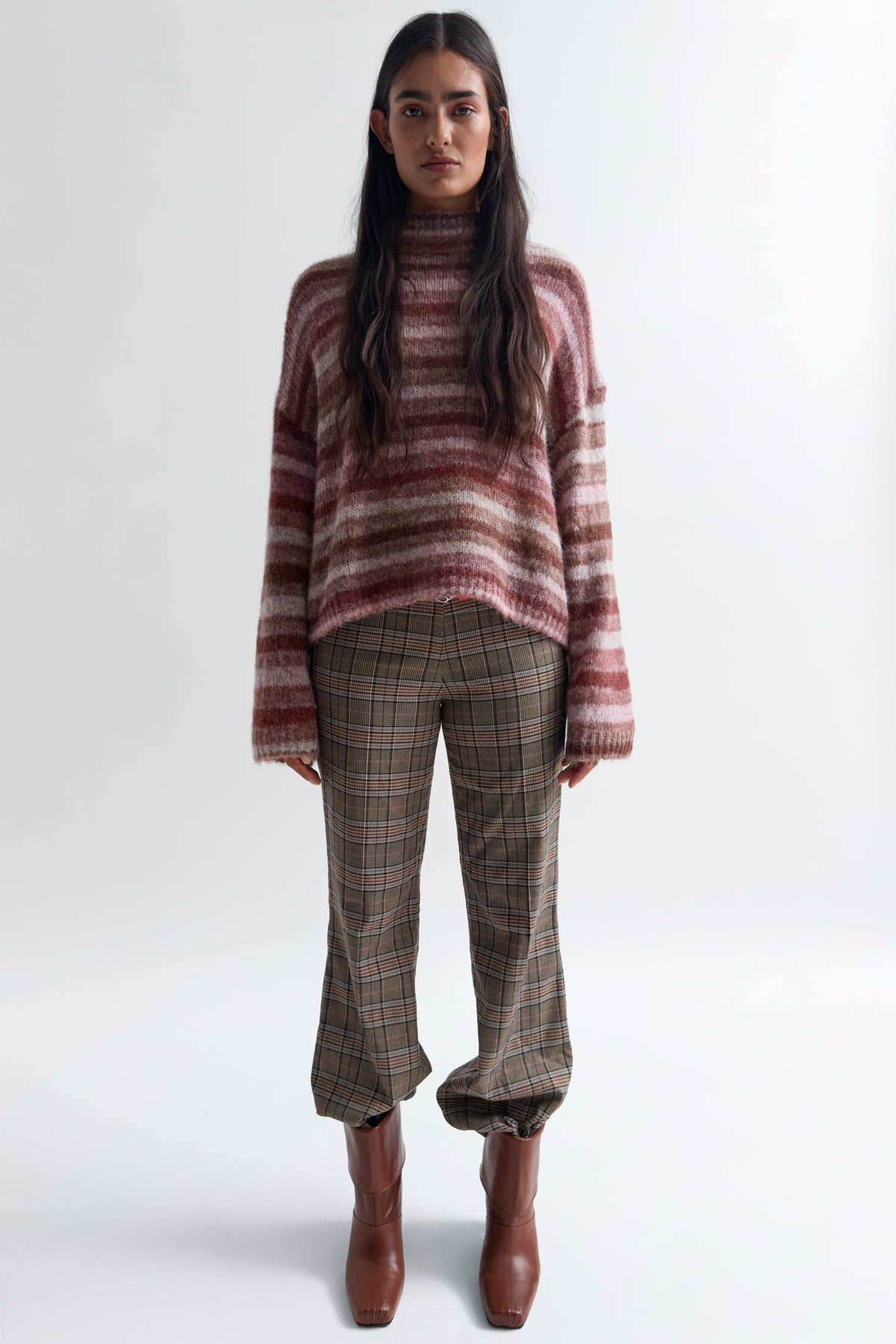 The Jinsol alpaca fine merino knit sweater
