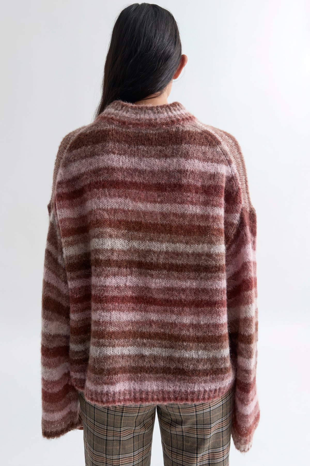 The Jinsol alpaca fine merino knit sweater