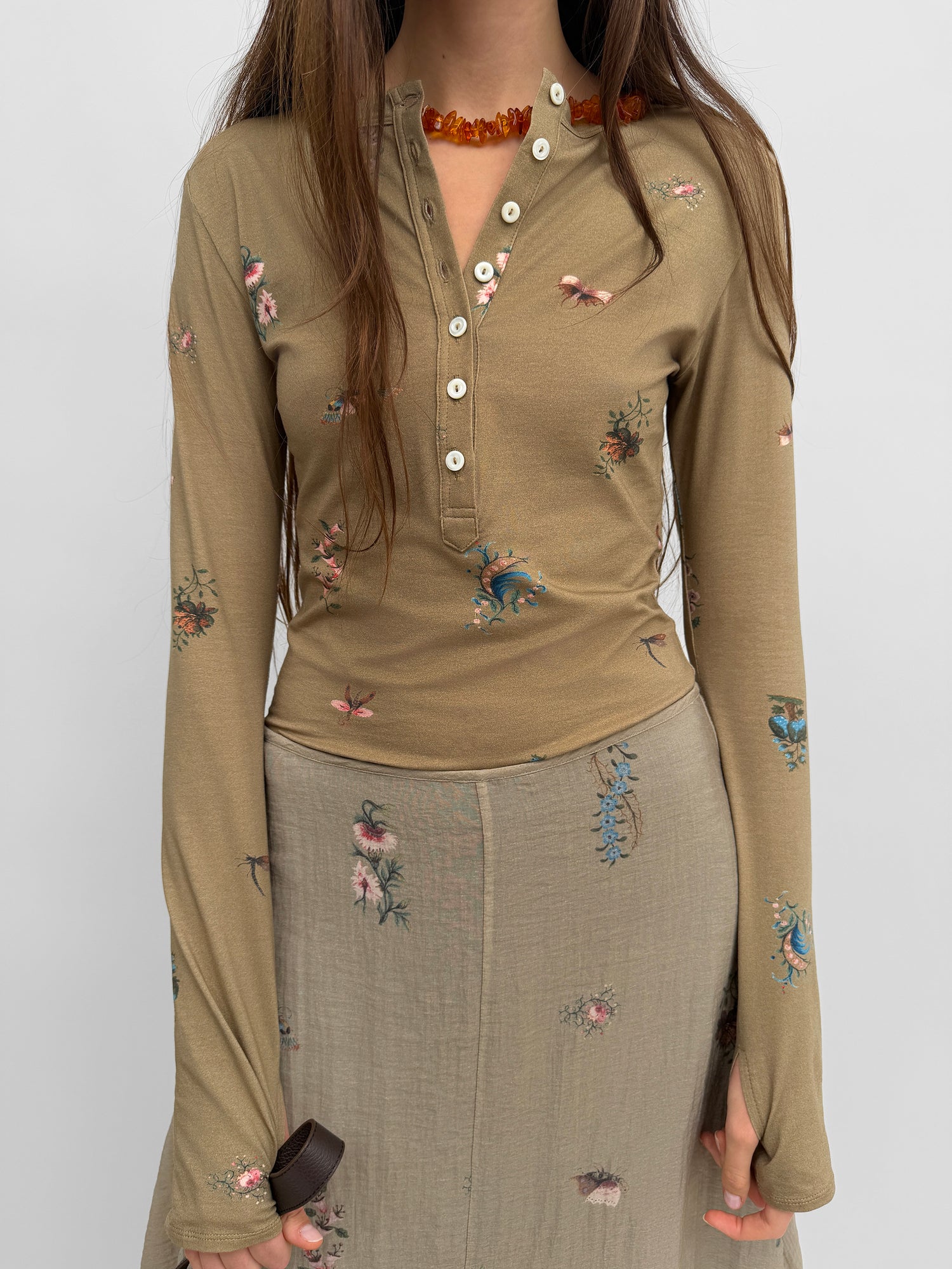 The Kiara Henley shirt top in Duchess
