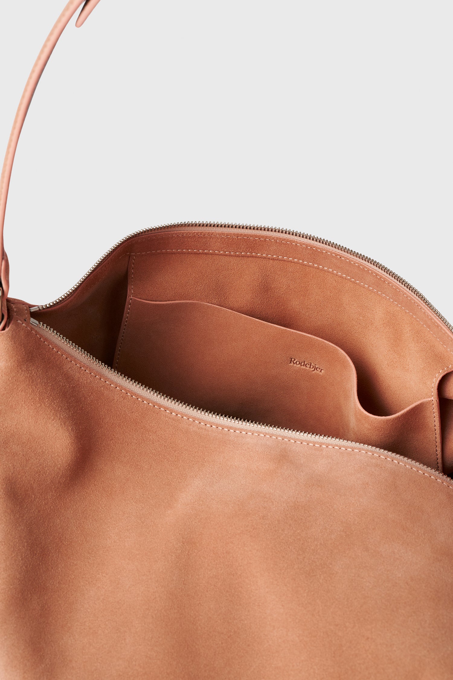 The Seashell suede tote