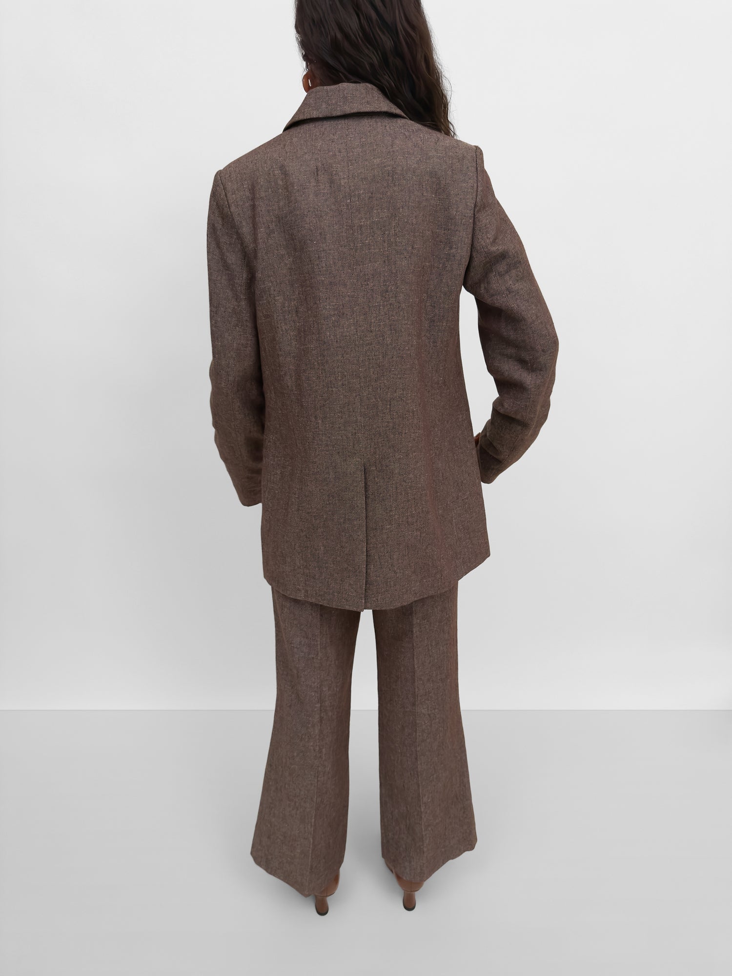 The Viola linen twill tailored blazer