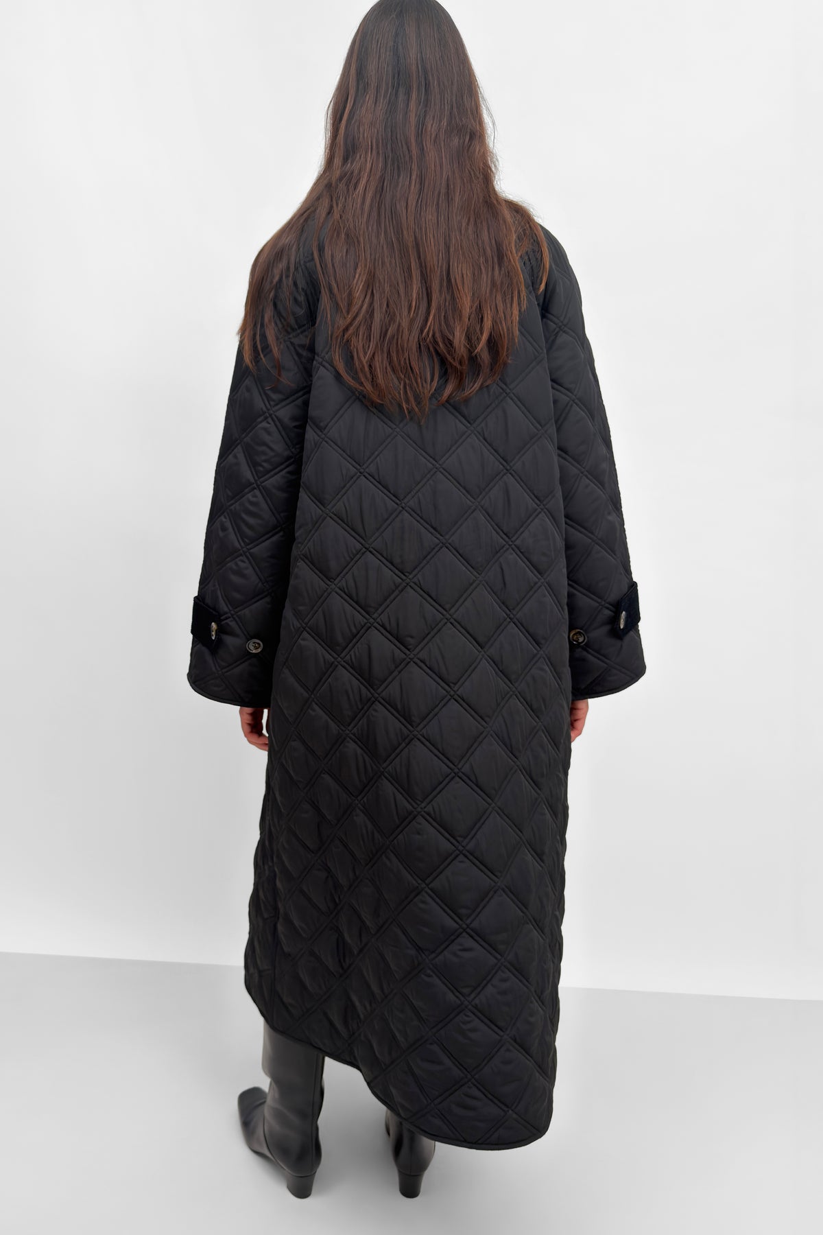 The Yuna equestrain quilt coat