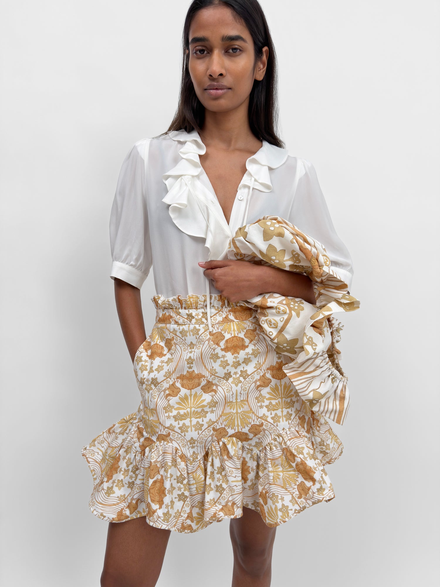 The scrunchie bag in Tulip print