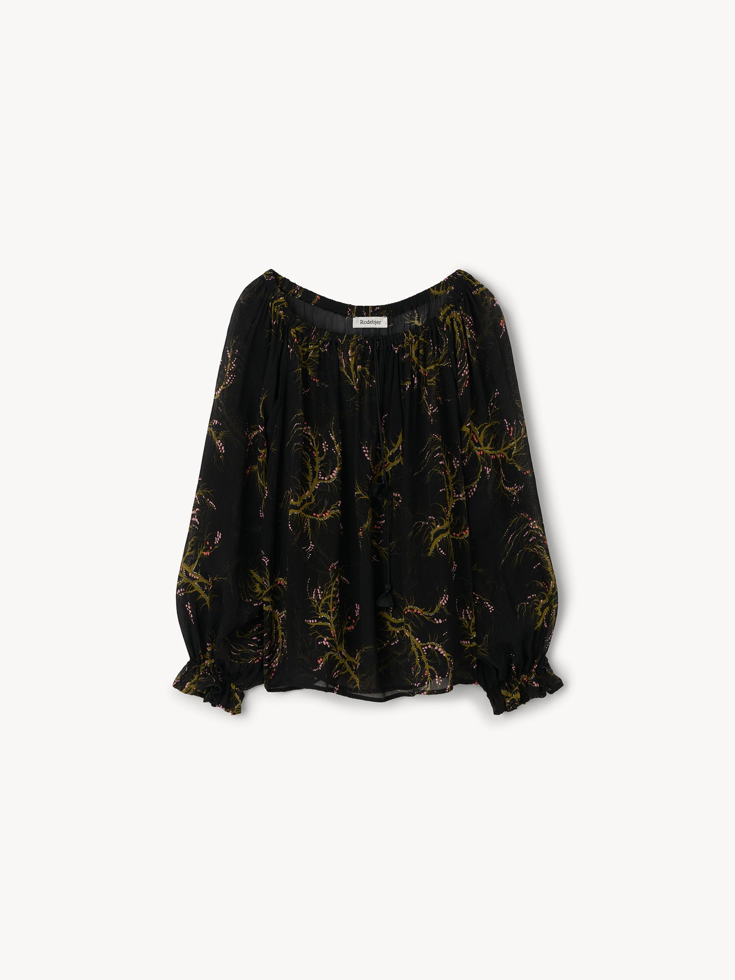 The Salvia plissé singoalla top in Seaweed