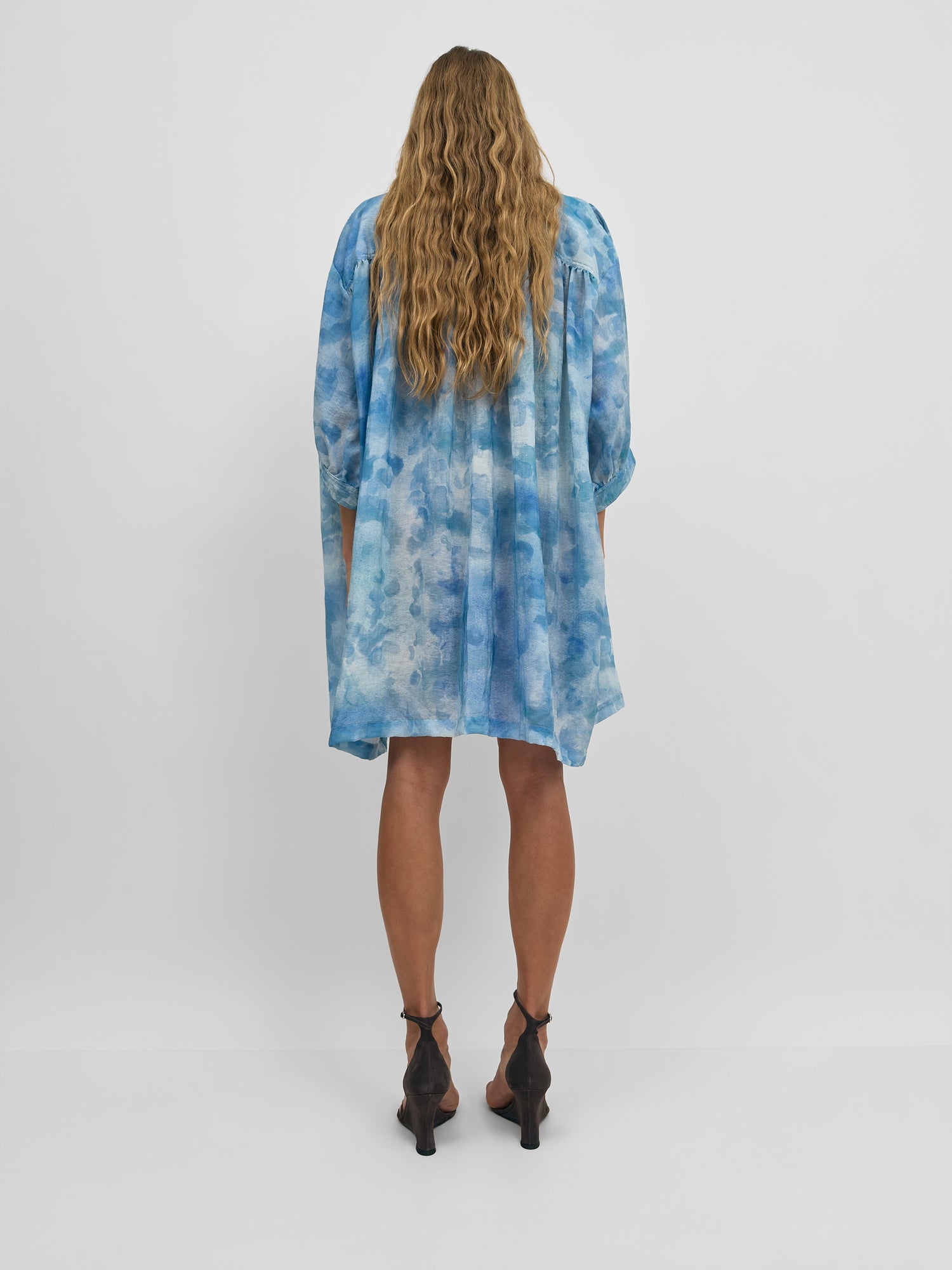 The Titan tunic in Clouds