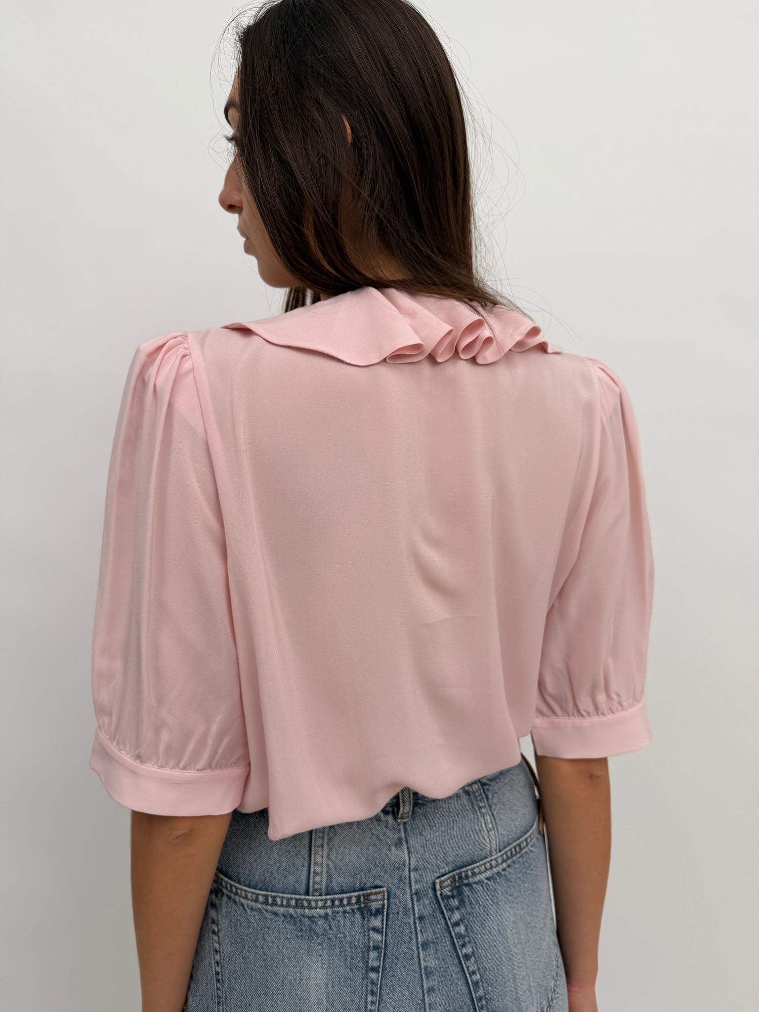 The Xilla flounce blouse