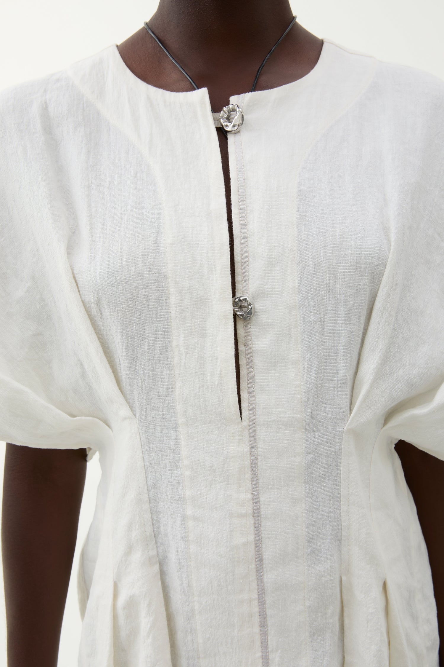 Jennia linen blouse