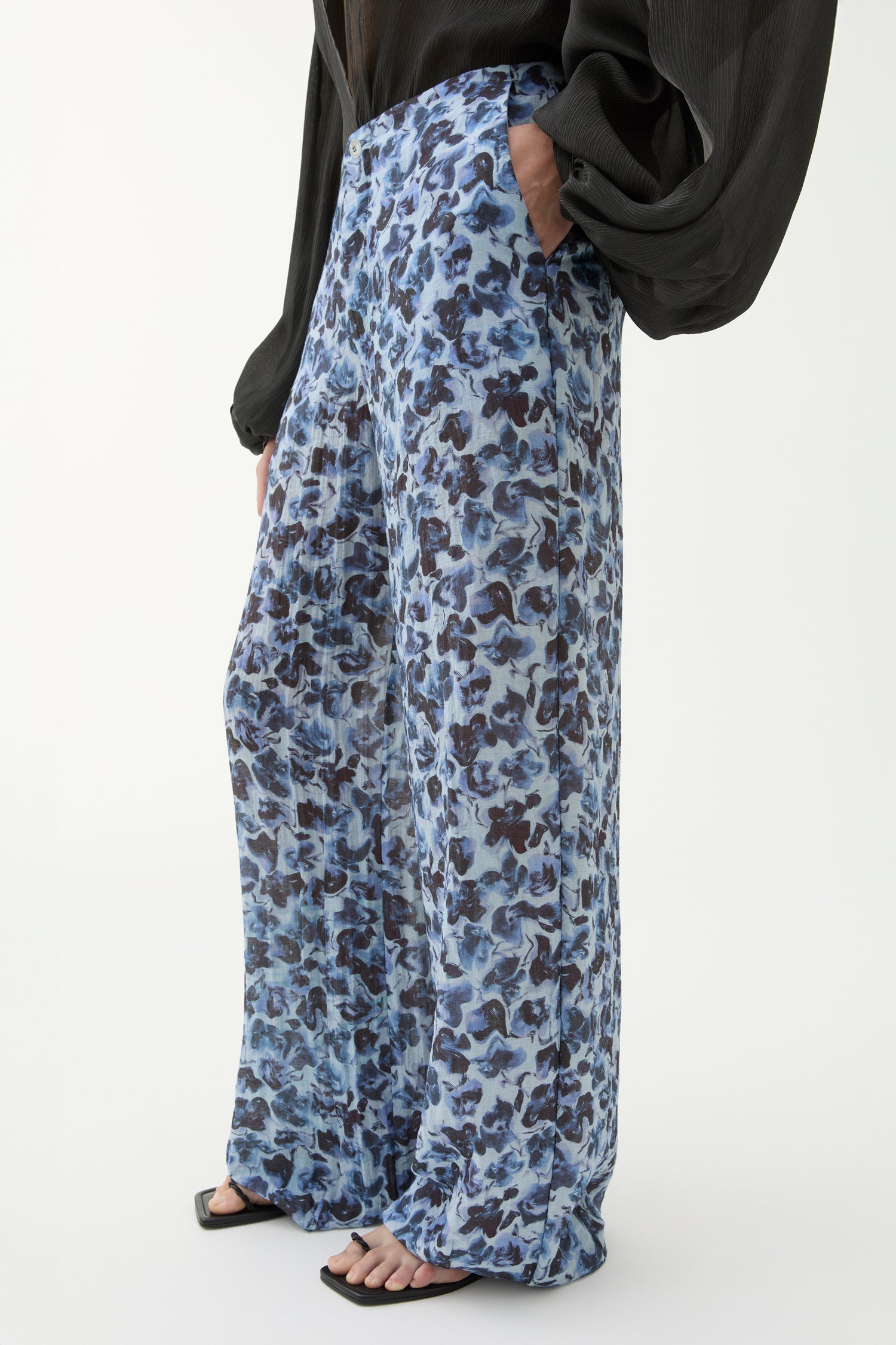 Stevie violet ditsy pants