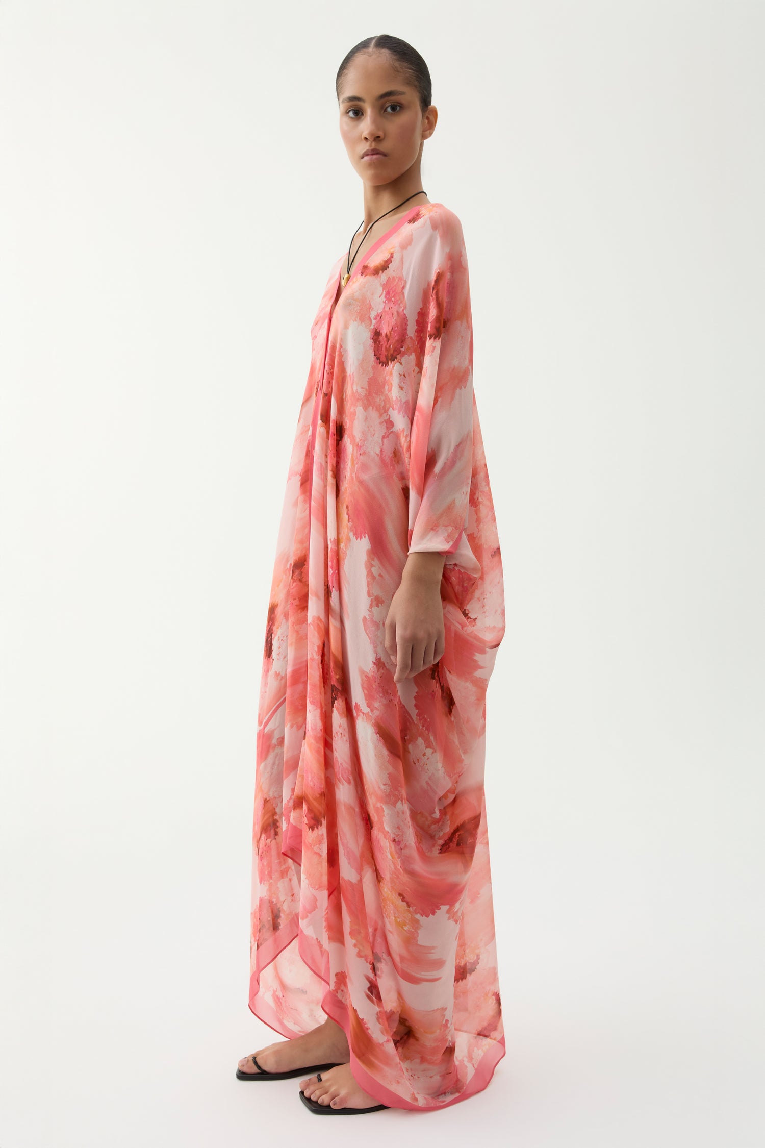 Agave blurry flower caftan