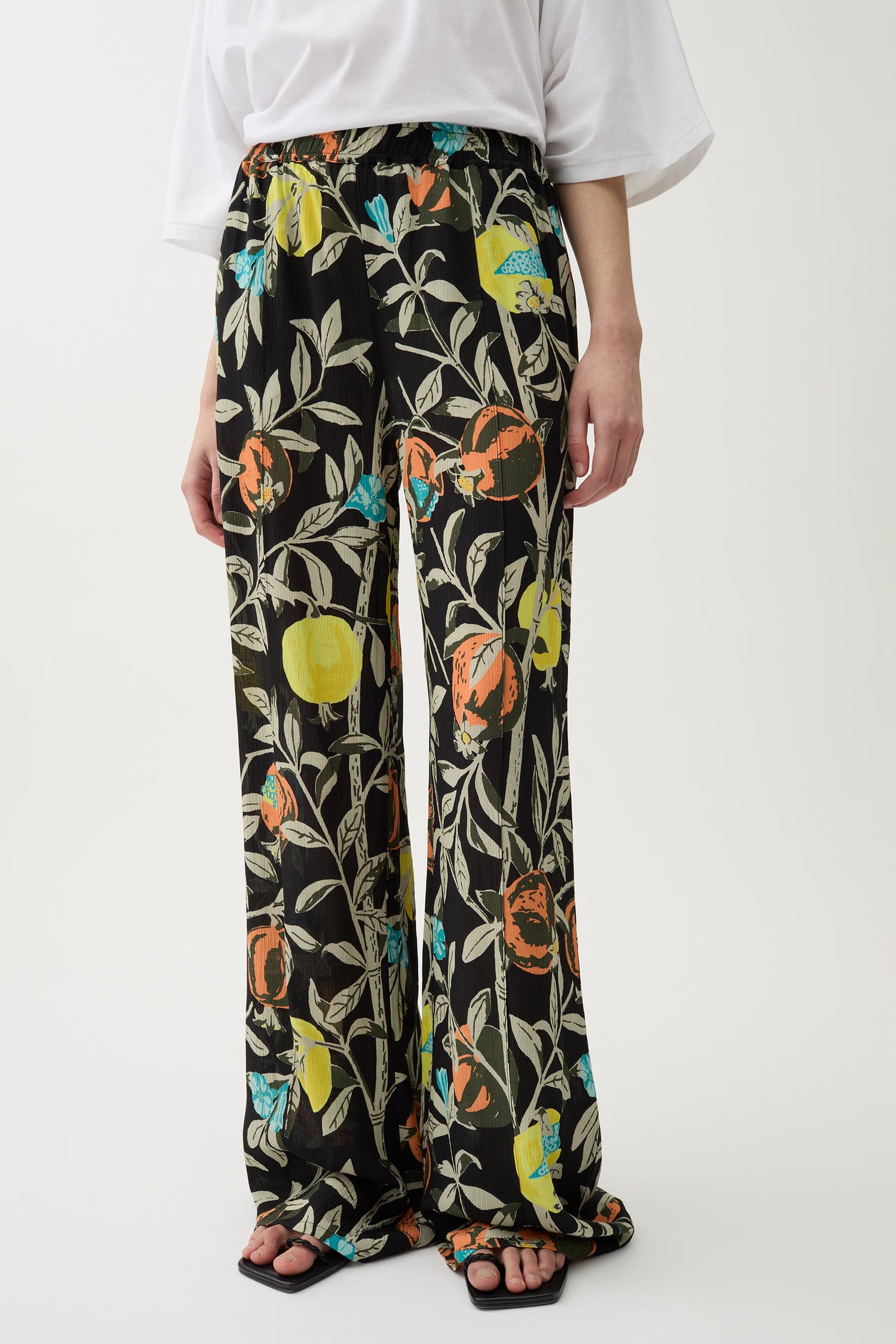 Ezra pomegranate pants